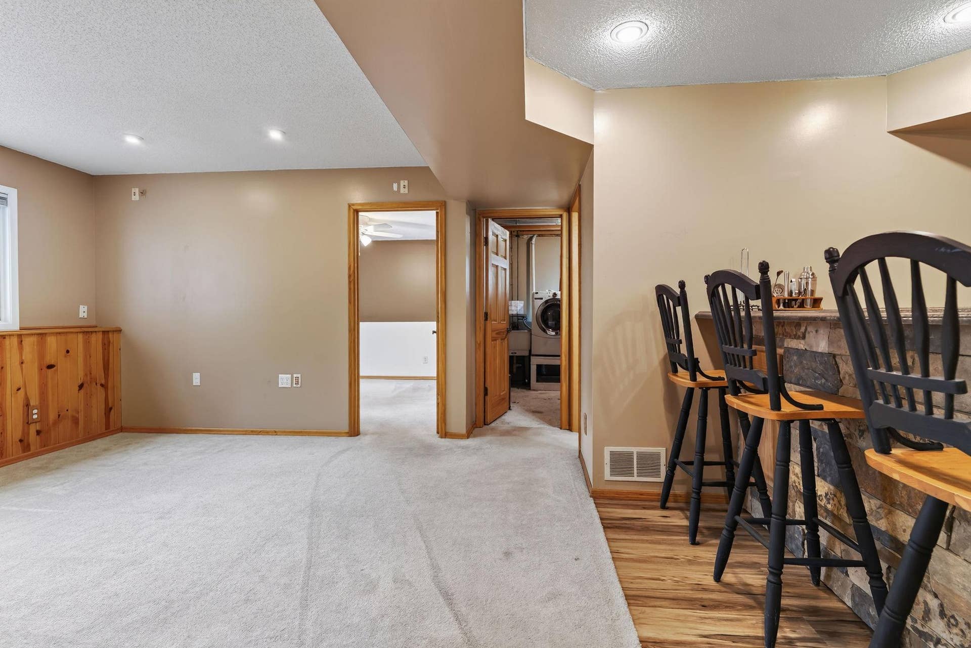 9466 Irving Avenue N, Brooklyn Park, MN 55444 9466Irving(16).jpg