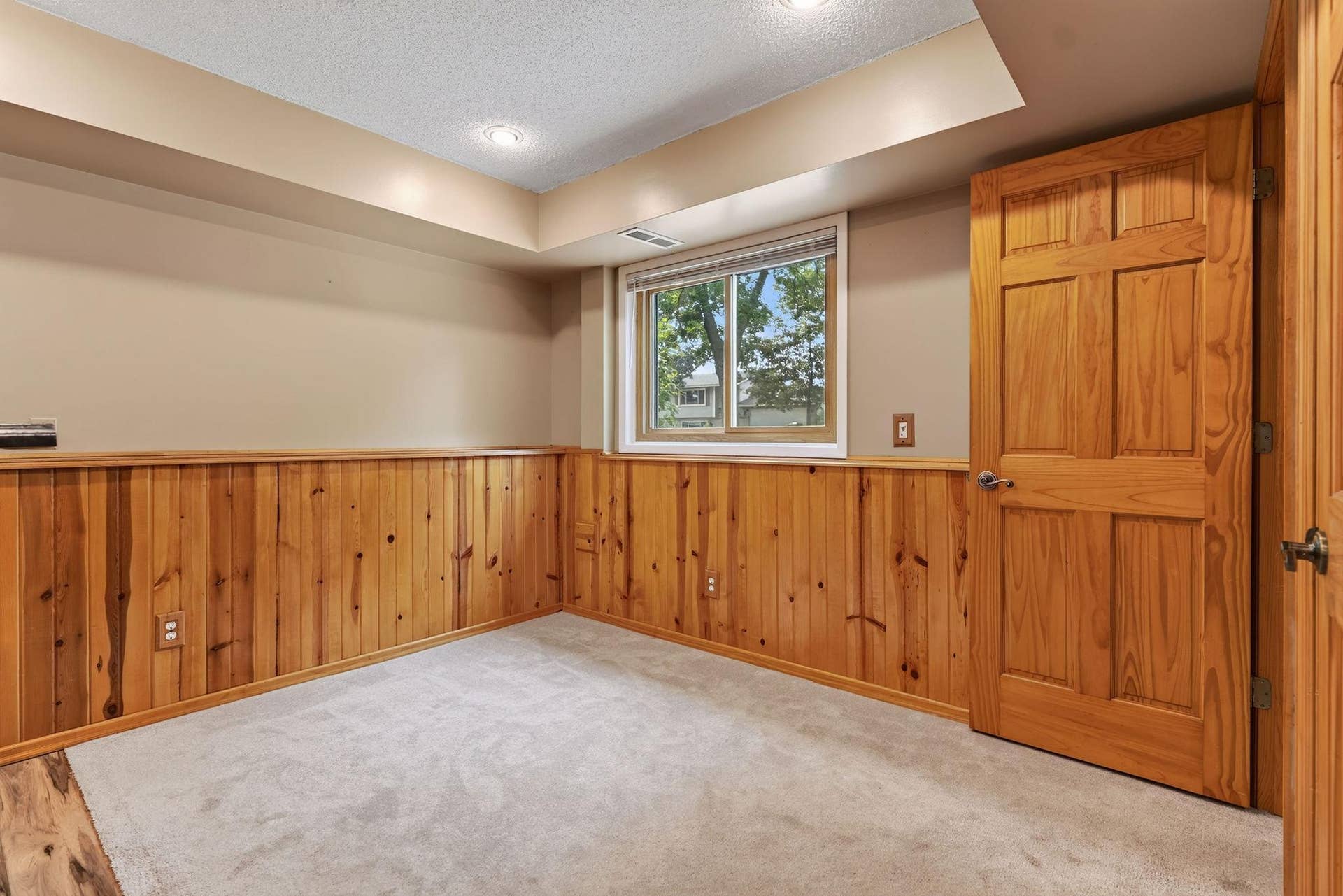9466 Irving Avenue N, Brooklyn Park, MN 55444 9466Irving(13).jpg