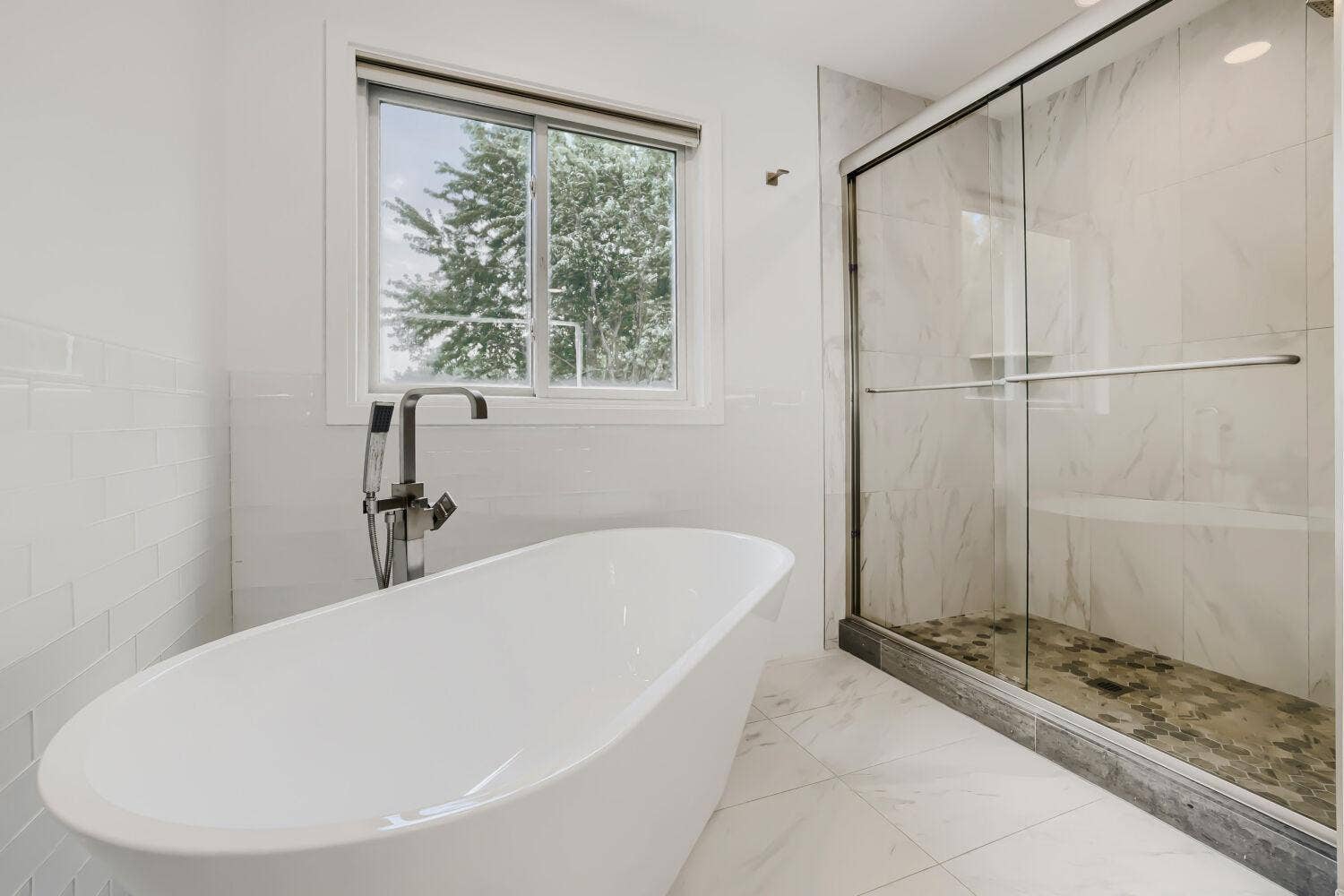 11959 Imperial Avenue N, Hugo, MN 55038 25 Bath.jpg