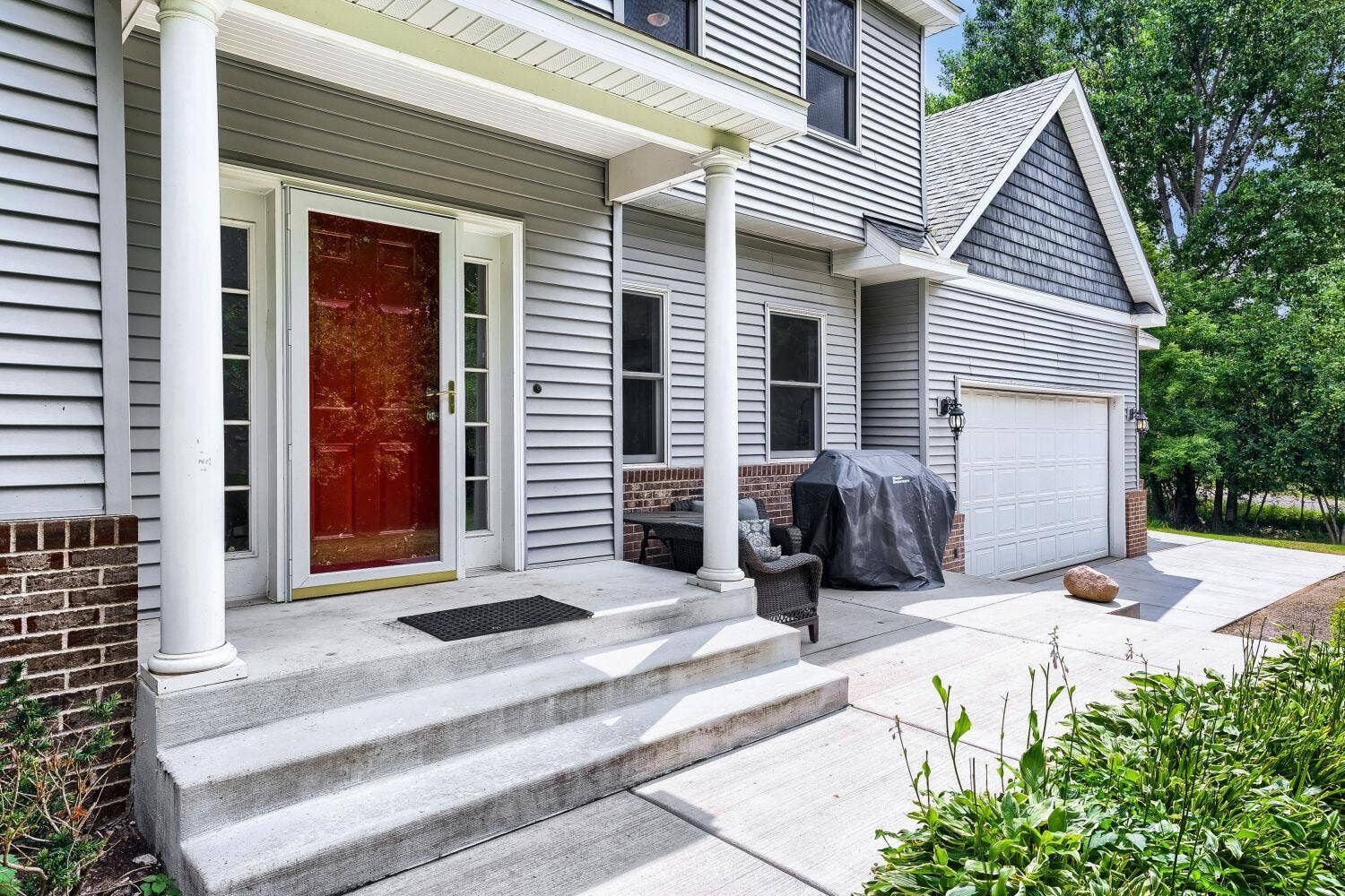 11959 Imperial Avenue N, Hugo, MN 55038 3 Front.jpg
