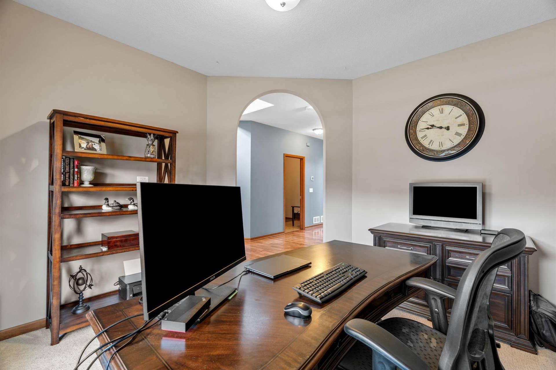28-web-or-mls-950 Drew Dr-28.jpg