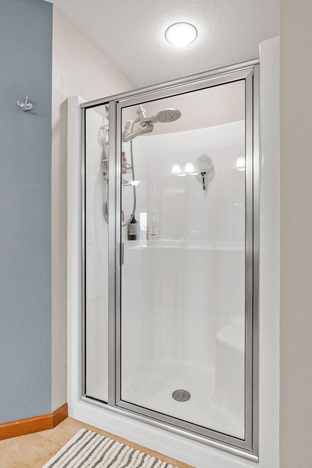 43-web-or-mls-950 Drew Dr-43.jpg