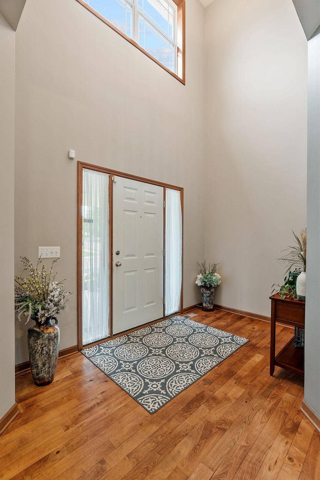 15-web-or-mls-950 Drew Dr-15.jpg