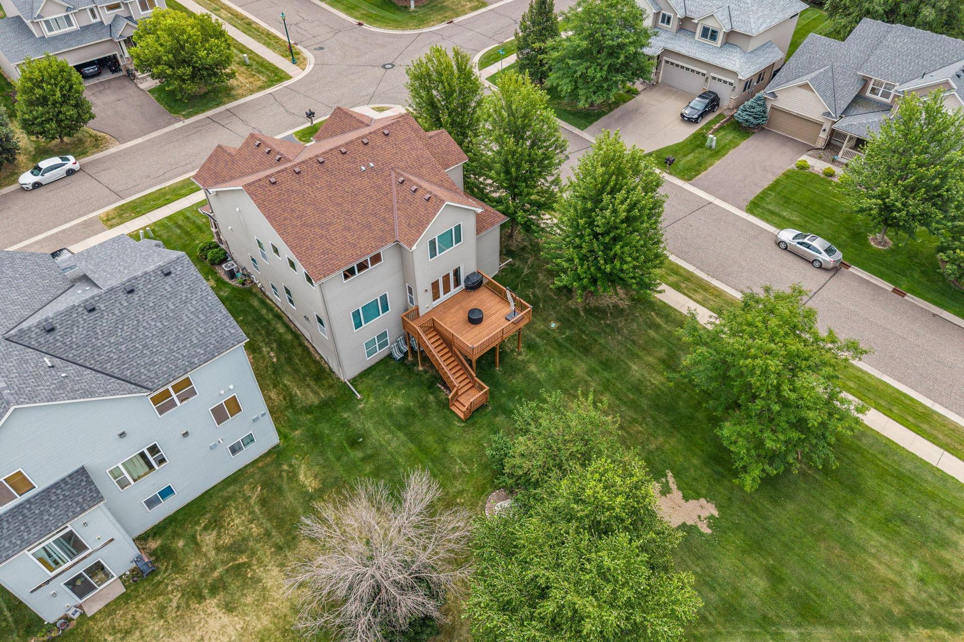12-web-or-mls-950 Drew Dr-12.jpg