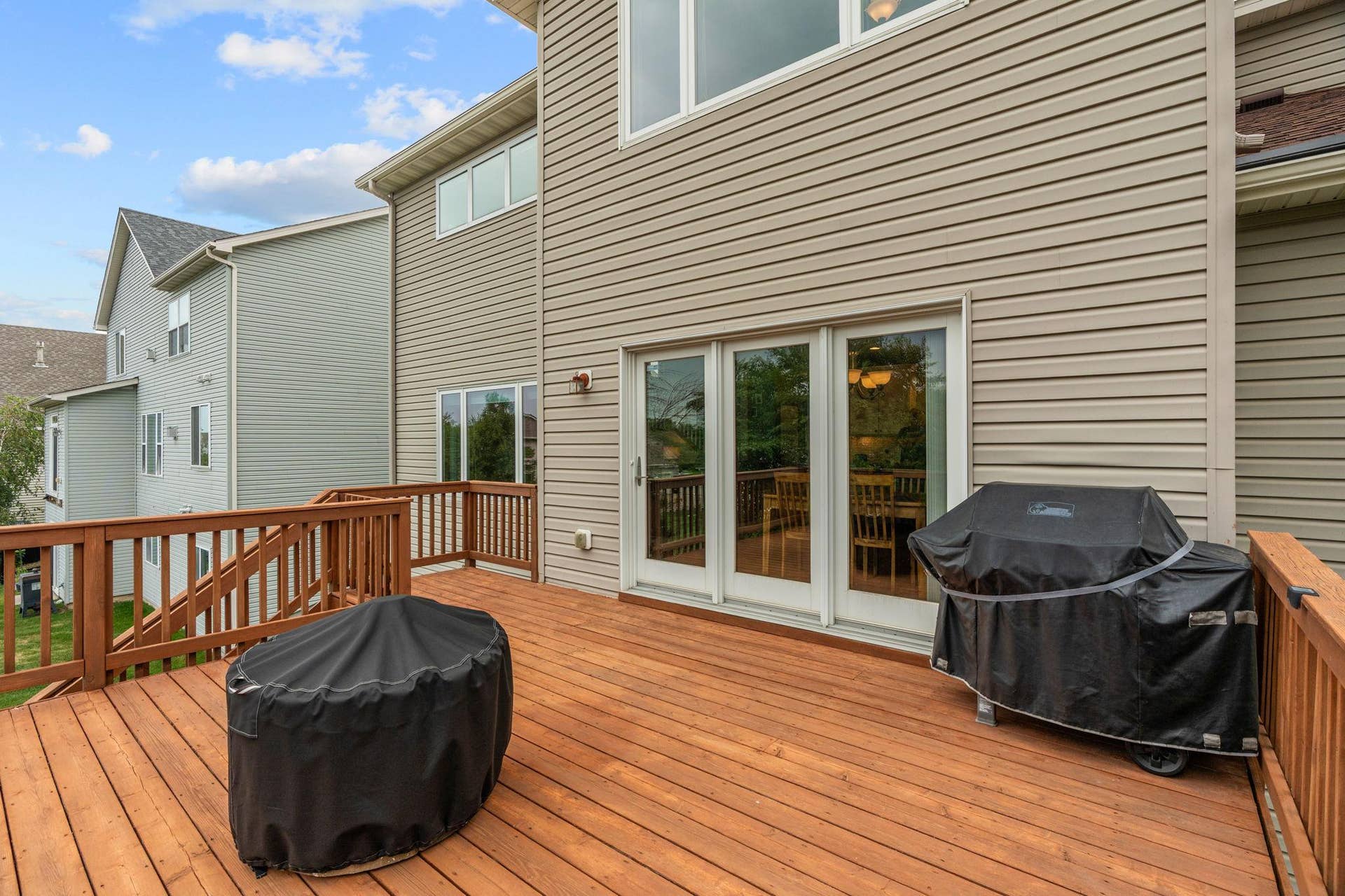 7-web-or-mls-950 Drew Dr-7.jpg