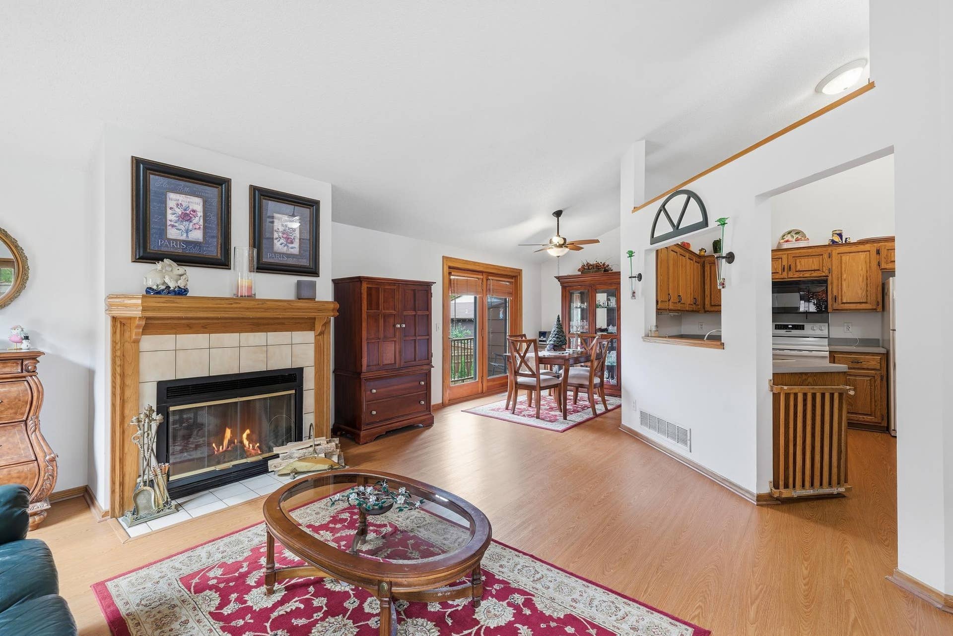 5361 Emerald Way, Apple Valley, MN 55124 5361 Emerald Way, Apple Valley, MN 55124