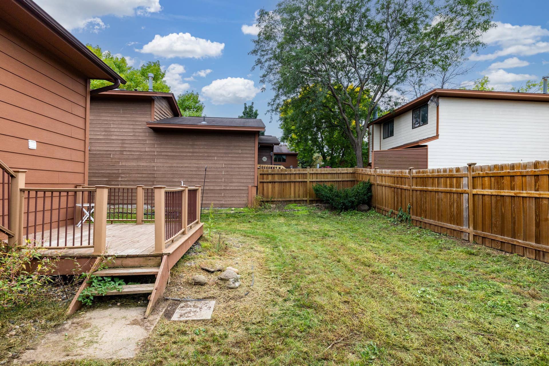 5361 Emerald Way, Apple Valley, MN 55124 5361 Emerald Way, Apple Valley, MN 55124