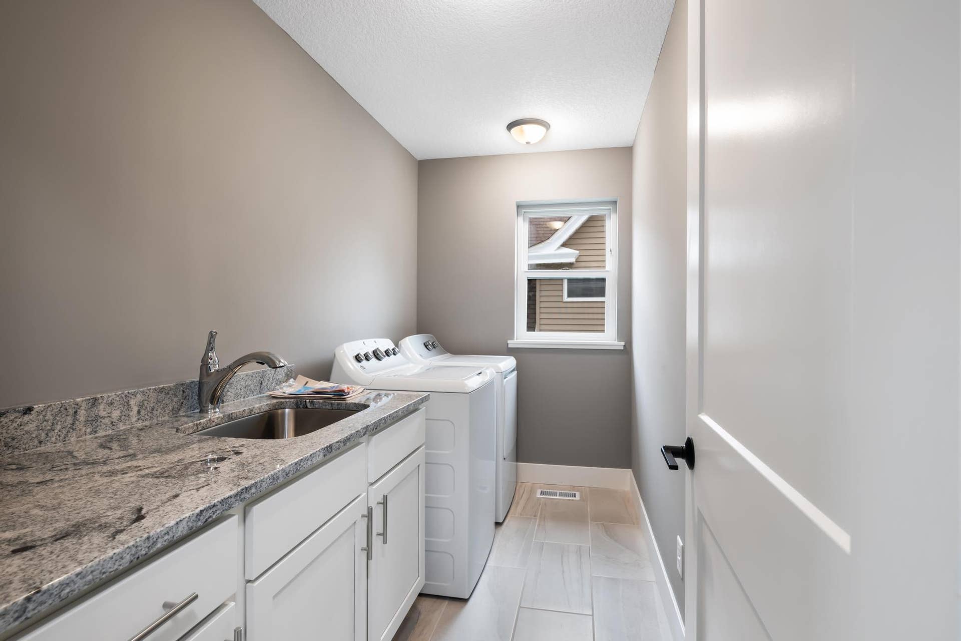4114 Fremont Avenue N, 81, Minneapolis, MN 55412 25.jpg