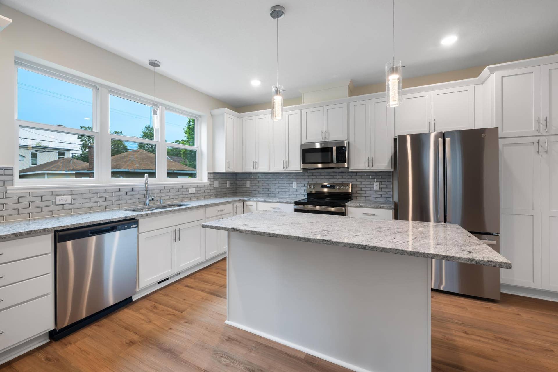 4114 Fremont Avenue N, 81, Minneapolis, MN 55412 14.jpg