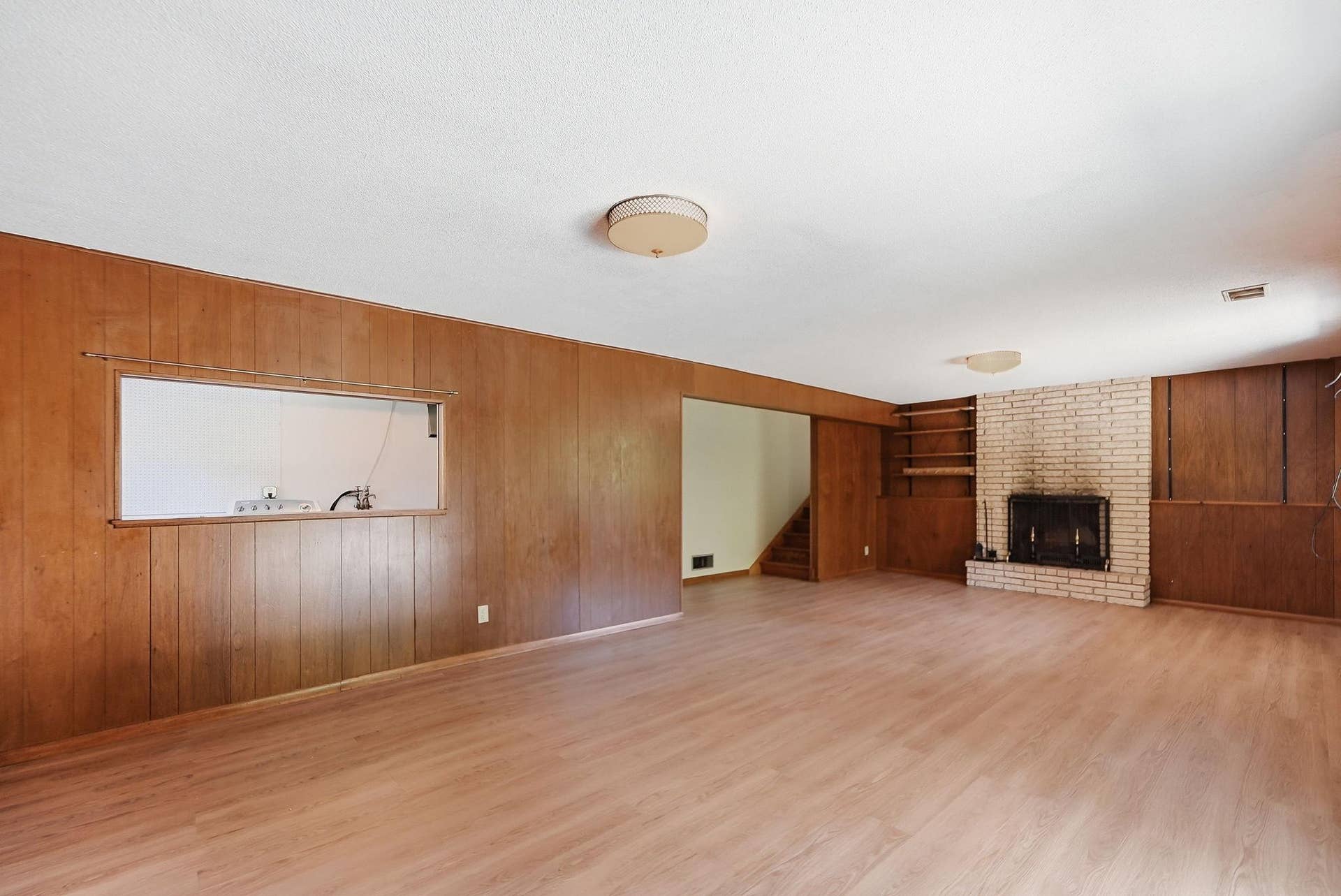 4636 Heritage Hills Drive, Bloomington, MN 55437 34-web-or-mls-DSC01506.jpg