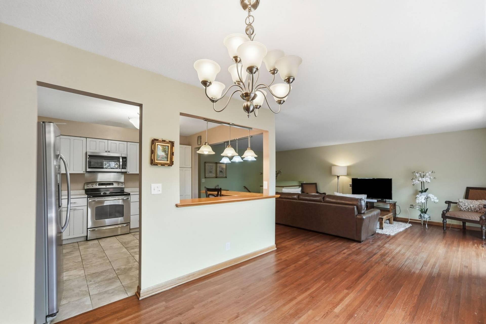 4636 Heritage Hills Drive, Bloomington, MN 55437 22-web-or-mls-DSC01571.jpg