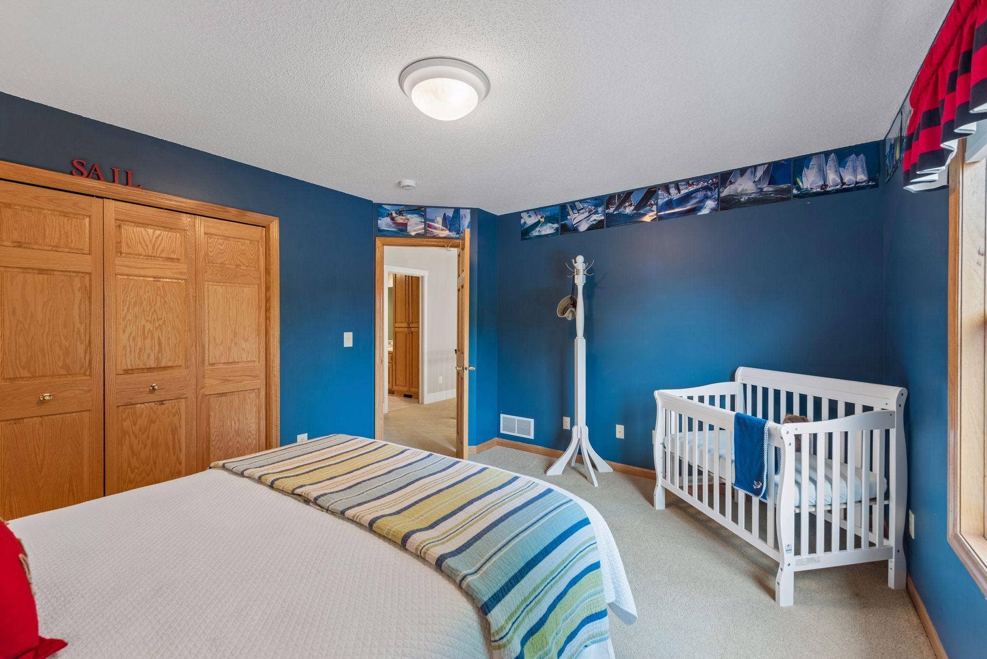 8235 Enclave Cove, Woodbury, MN 55125 Photo-042 (1).jpg