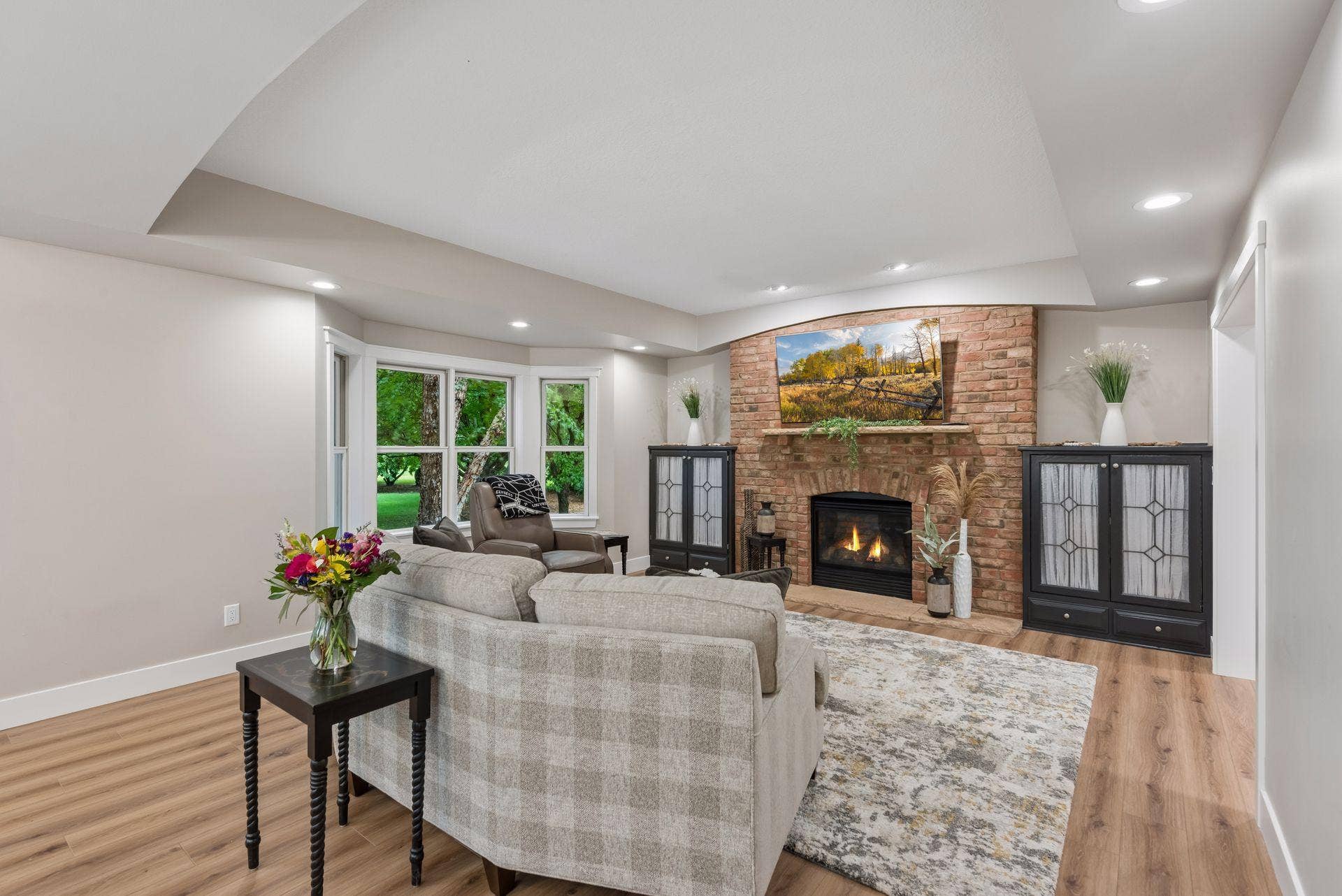 8235 Enclave Cove, Woodbury, MN 55125 Photo-023 (1).jpg