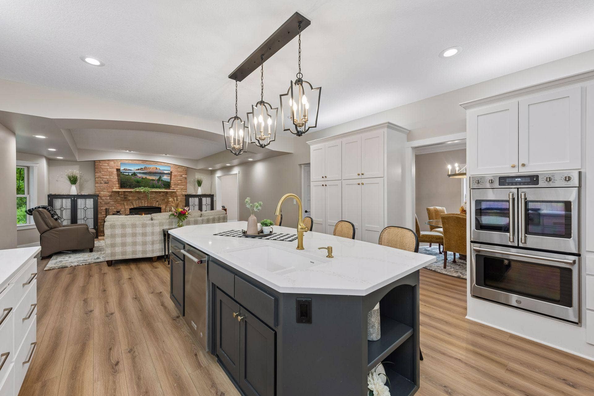 8235 Enclave Cove, Woodbury, MN 55125 Photo-020 (1).jpg