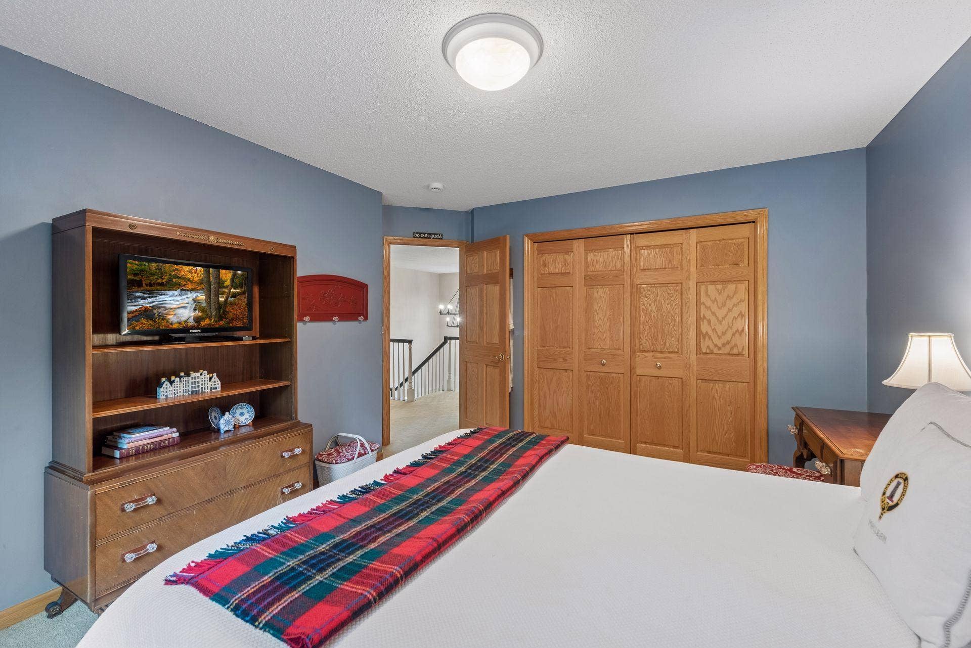8235 Enclave Cove, Woodbury, MN 55125 Photo-044 (1).jpg