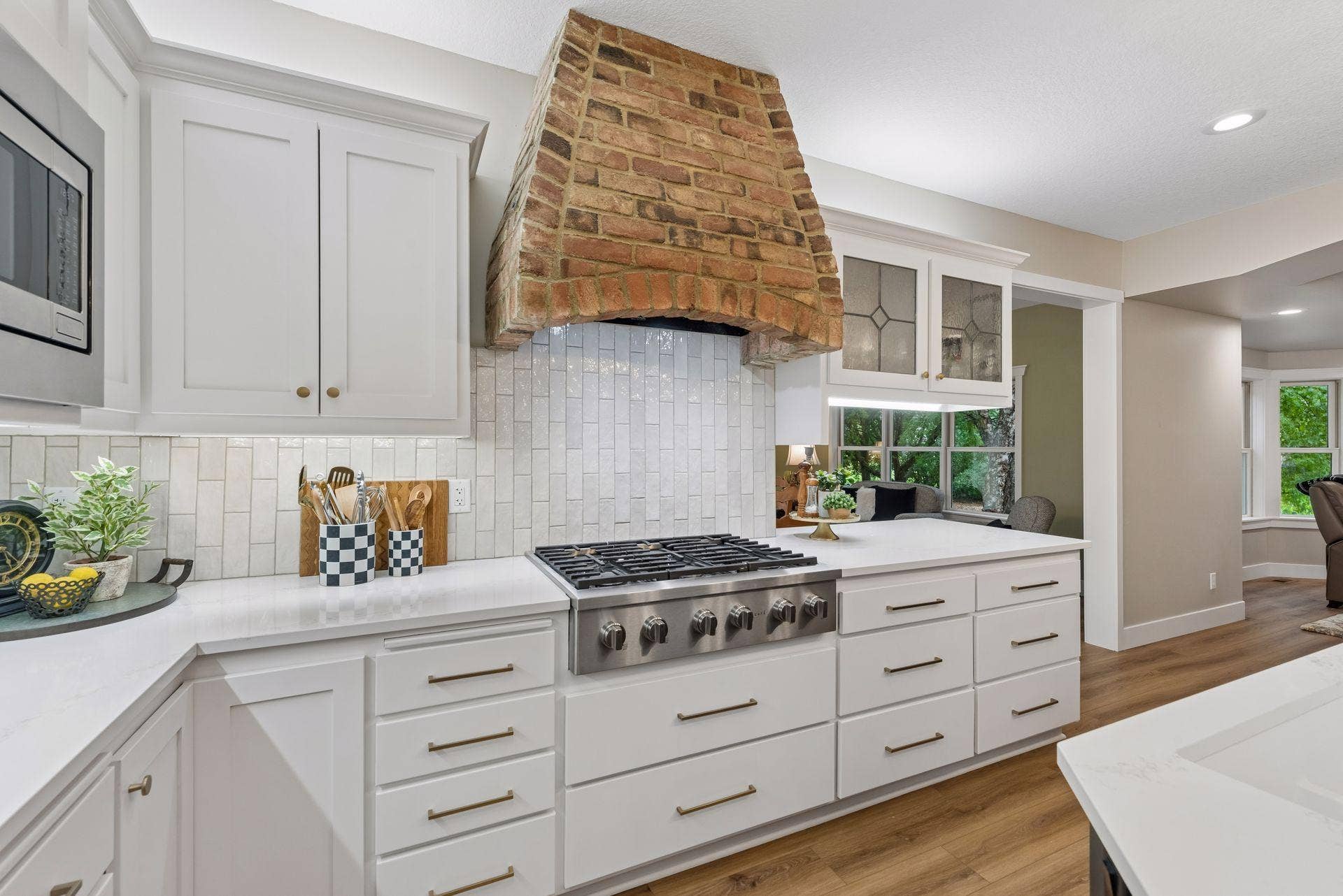 8235 Enclave Cove, Woodbury, MN 55125 Photo-017 (1).jpg