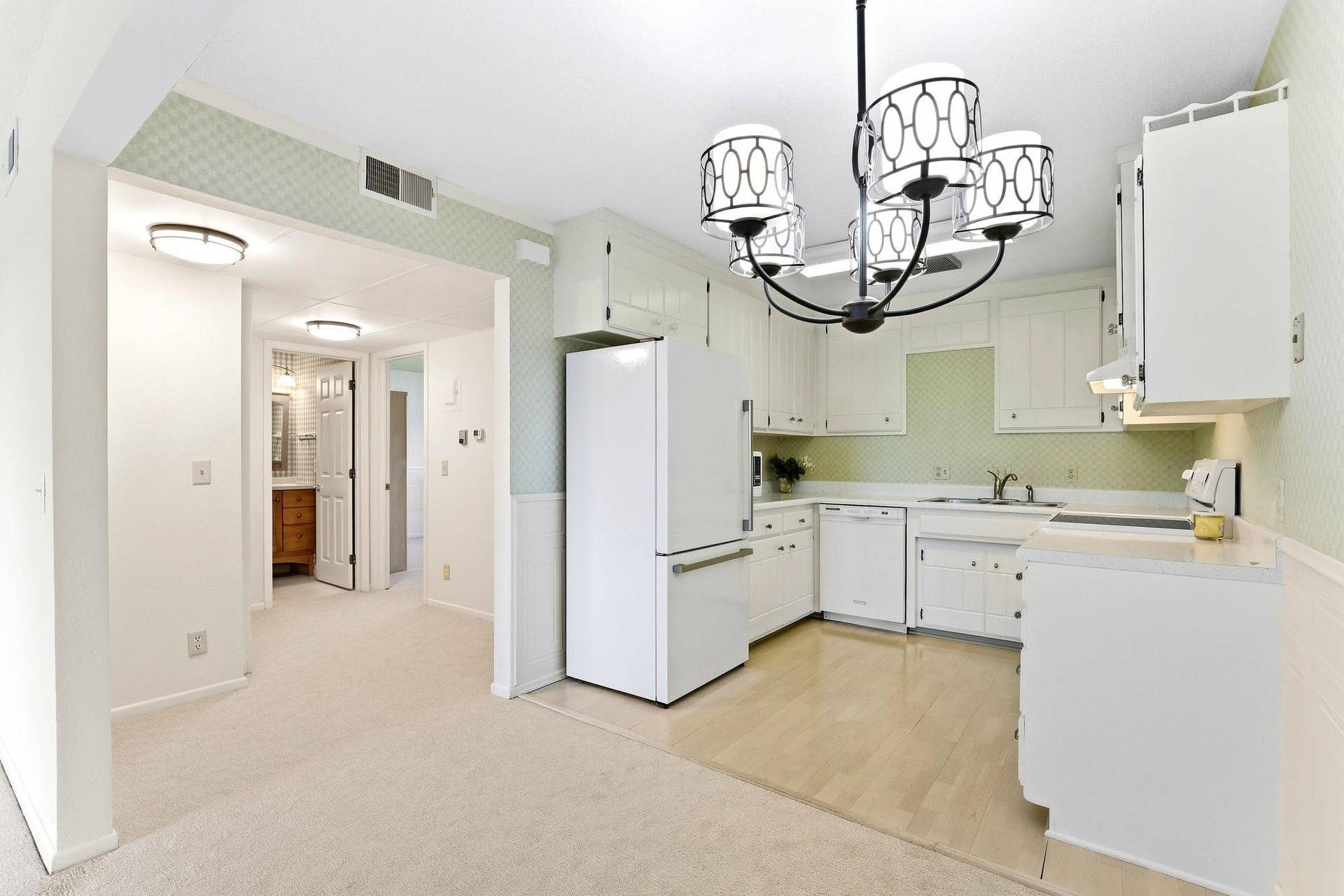 6061 Paris Avenue N, #2C, Stillwater, MN 55082 6061 Paris Avenue N, #2C, Stillwater, MN 55082