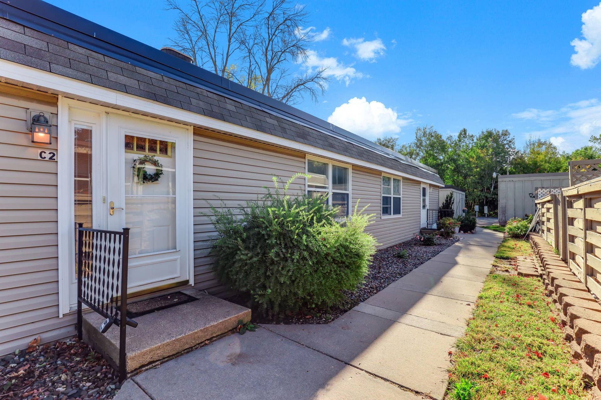6061 Paris Avenue N, #2C, Stillwater, MN 55082 6061 Paris Avenue N, #2C, Stillwater, MN 55082