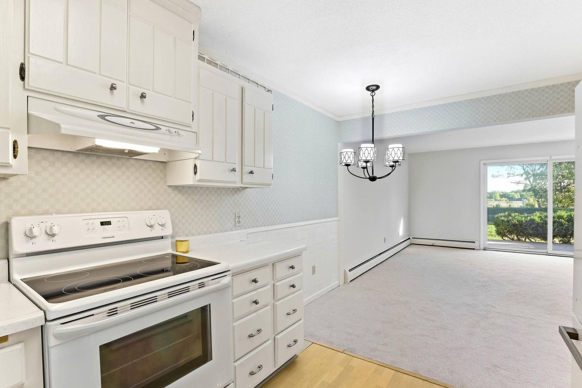 6061 Paris Avenue N, #2C, Stillwater, MN 55082 6061 Paris Avenue N, #2C, Stillwater, MN 55082