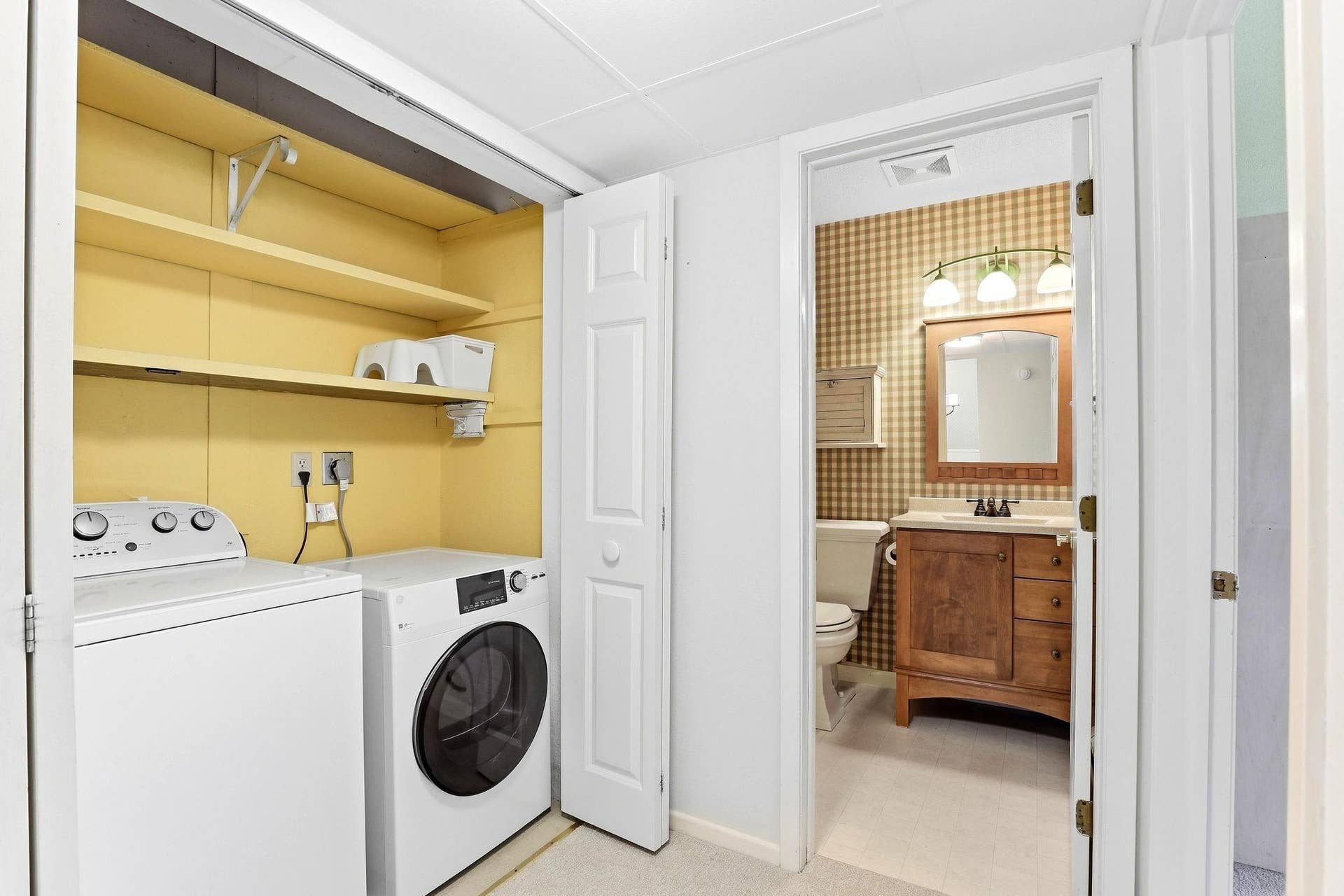 6061 Paris Avenue N, #2C, Stillwater, MN 55082 6061 Paris Avenue N, #2C, Stillwater, MN 55082