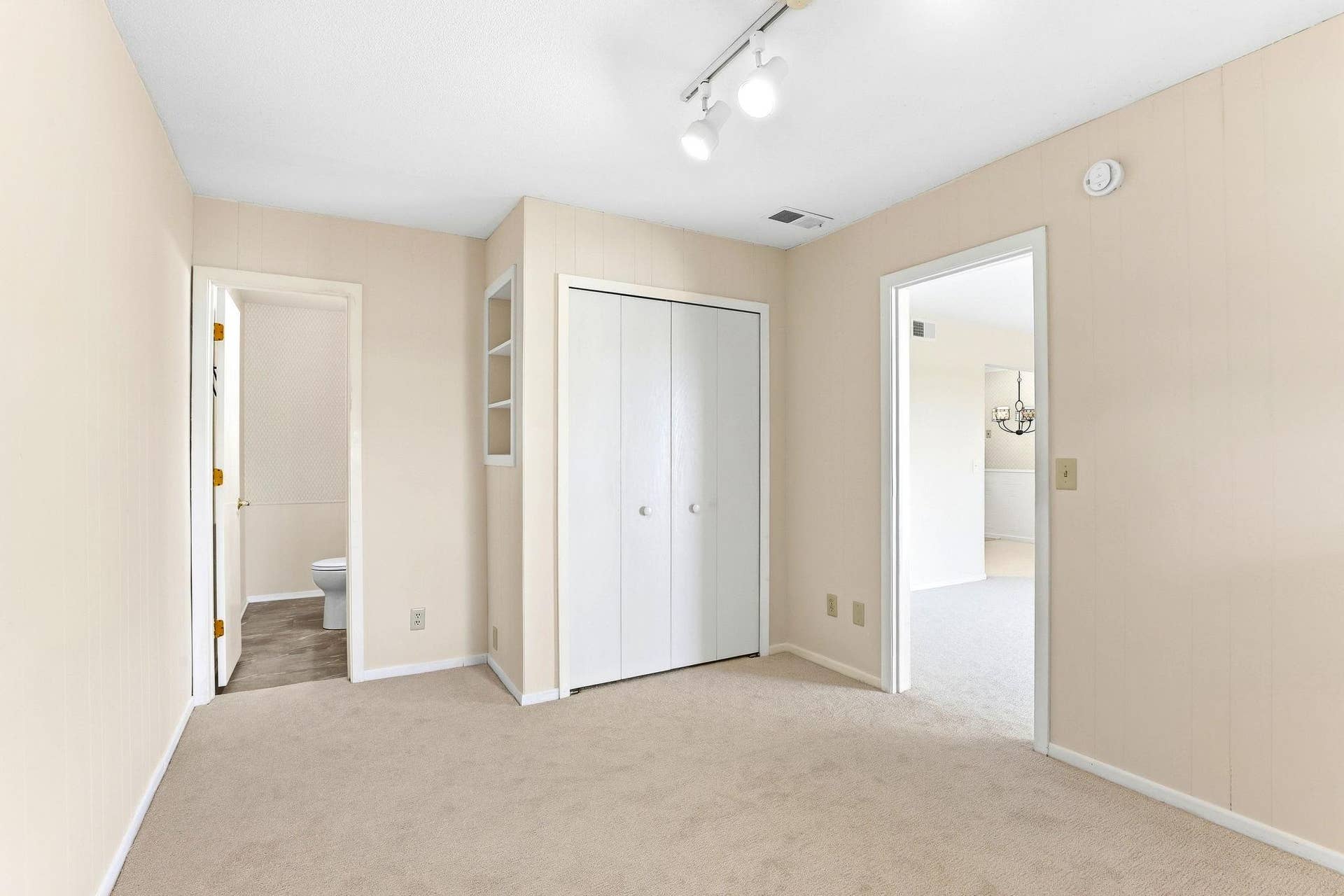 6061 Paris Avenue N, #2C, Stillwater, MN 55082 6061 Paris Avenue N, #2C, Stillwater, MN 55082