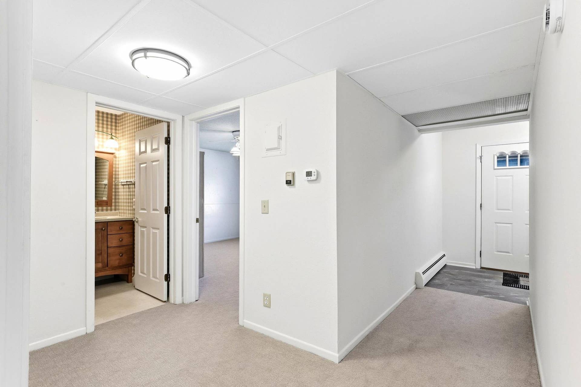 6061 Paris Avenue N, #2C, Stillwater, MN 55082 6061 Paris Avenue N, #2C, Stillwater, MN 55082