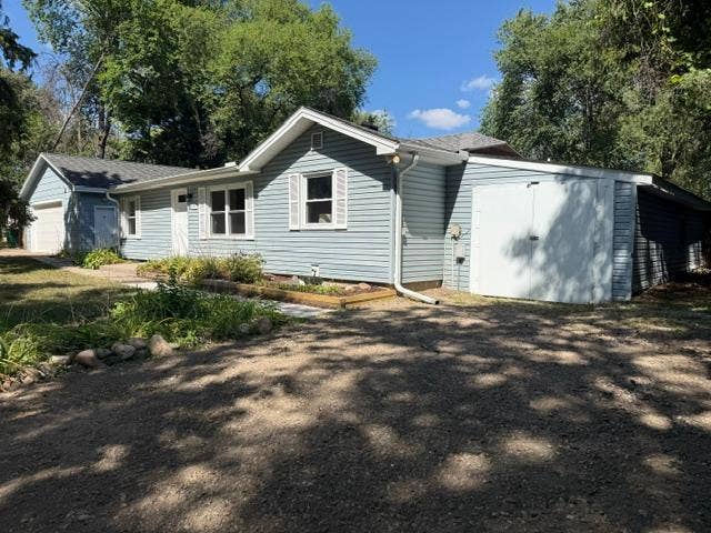 8145 Mount Curve Boulevard, Brooklyn Park, MN 55445