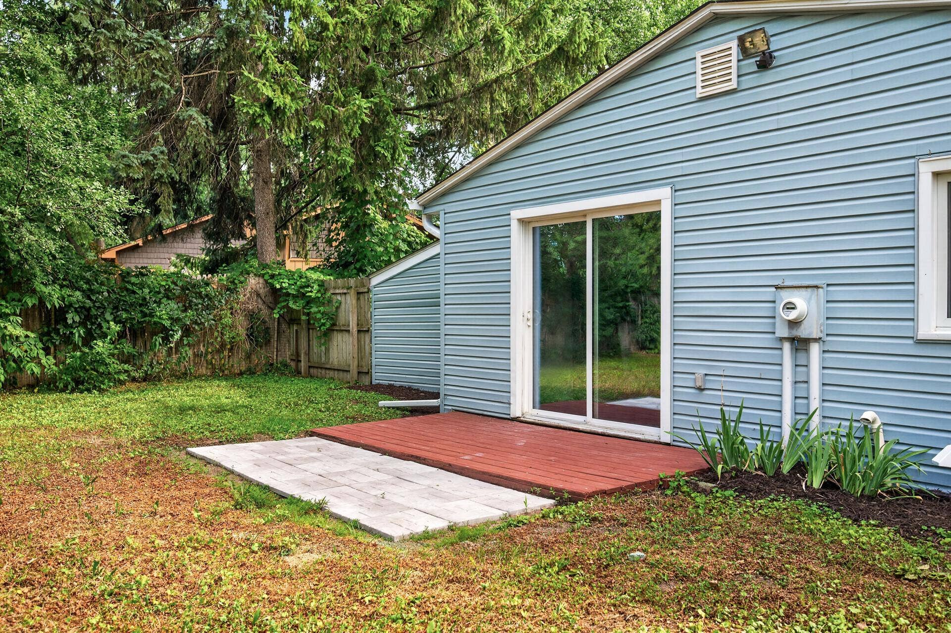 8145 Mount Curve Boulevard, Brooklyn Park, MN 55445