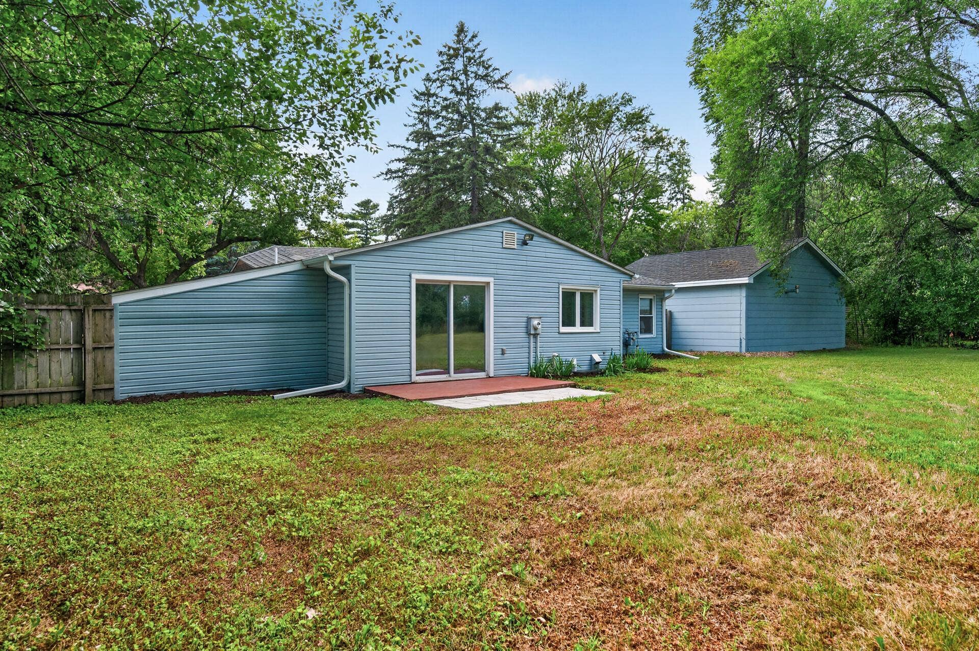 8145 Mount Curve Boulevard, Brooklyn Park, MN 55445