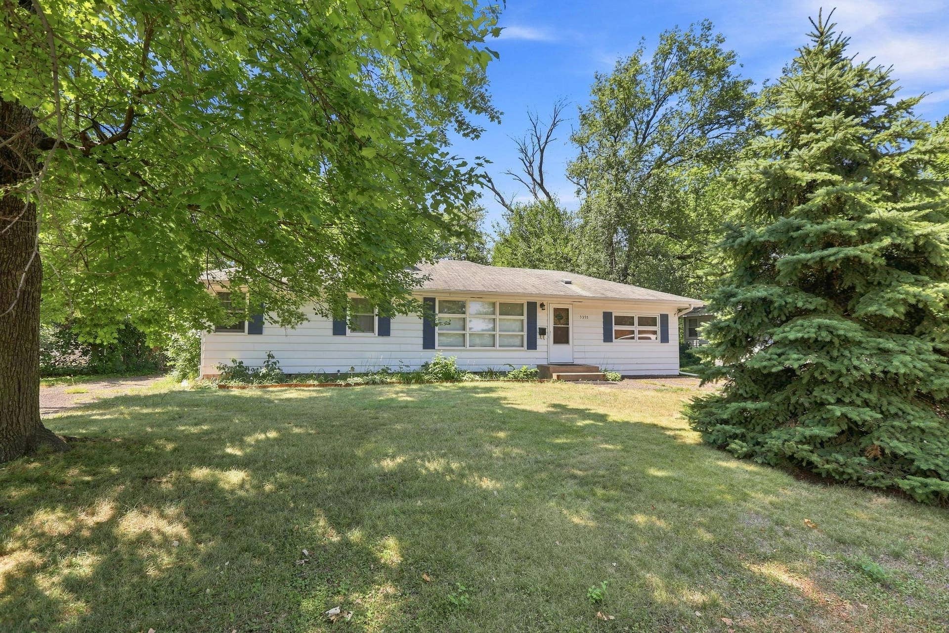 5355 Northport Drive, Brooklyn Center, MN 55429 5355 Northport Drive, Brooklyn Center, MN 55429