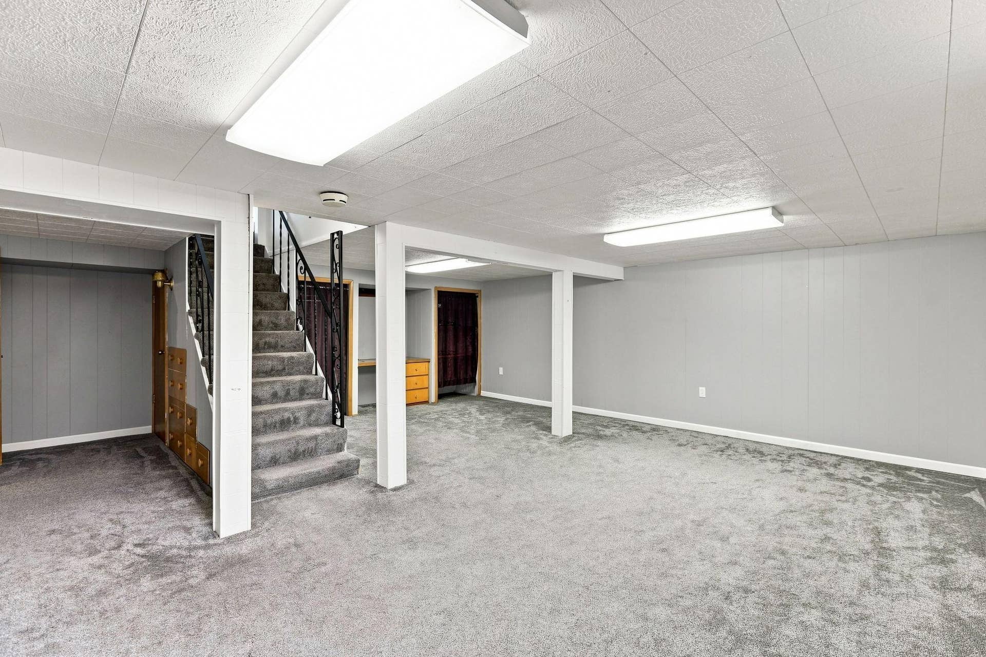 5355 Northport Drive, Brooklyn Center, MN 55429 5355 Northport Drive, Brooklyn Center, MN 55429