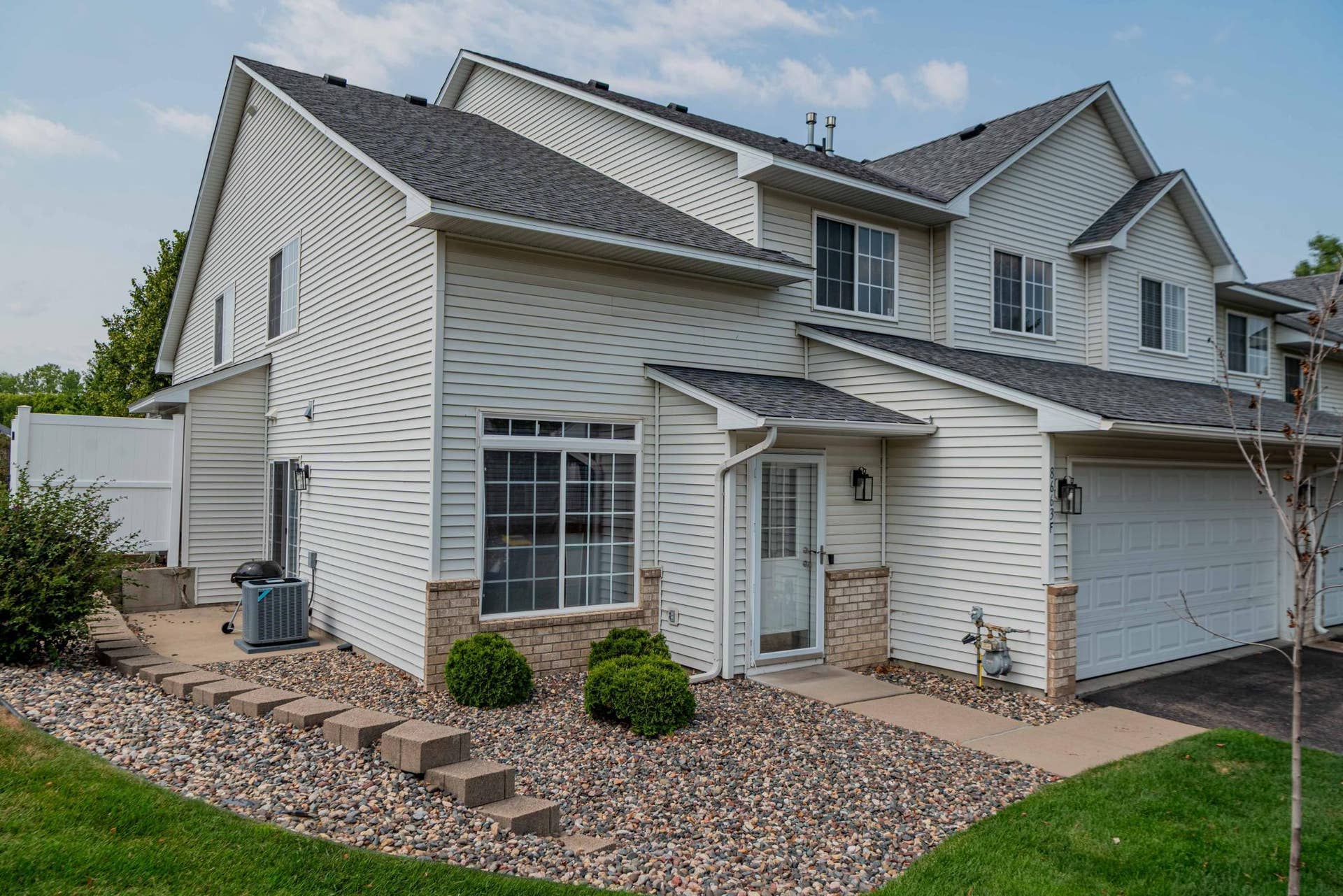 8663 Quarry Ridge Lane, #F, Woodbury, MN 55125 DSC_9965.jpg