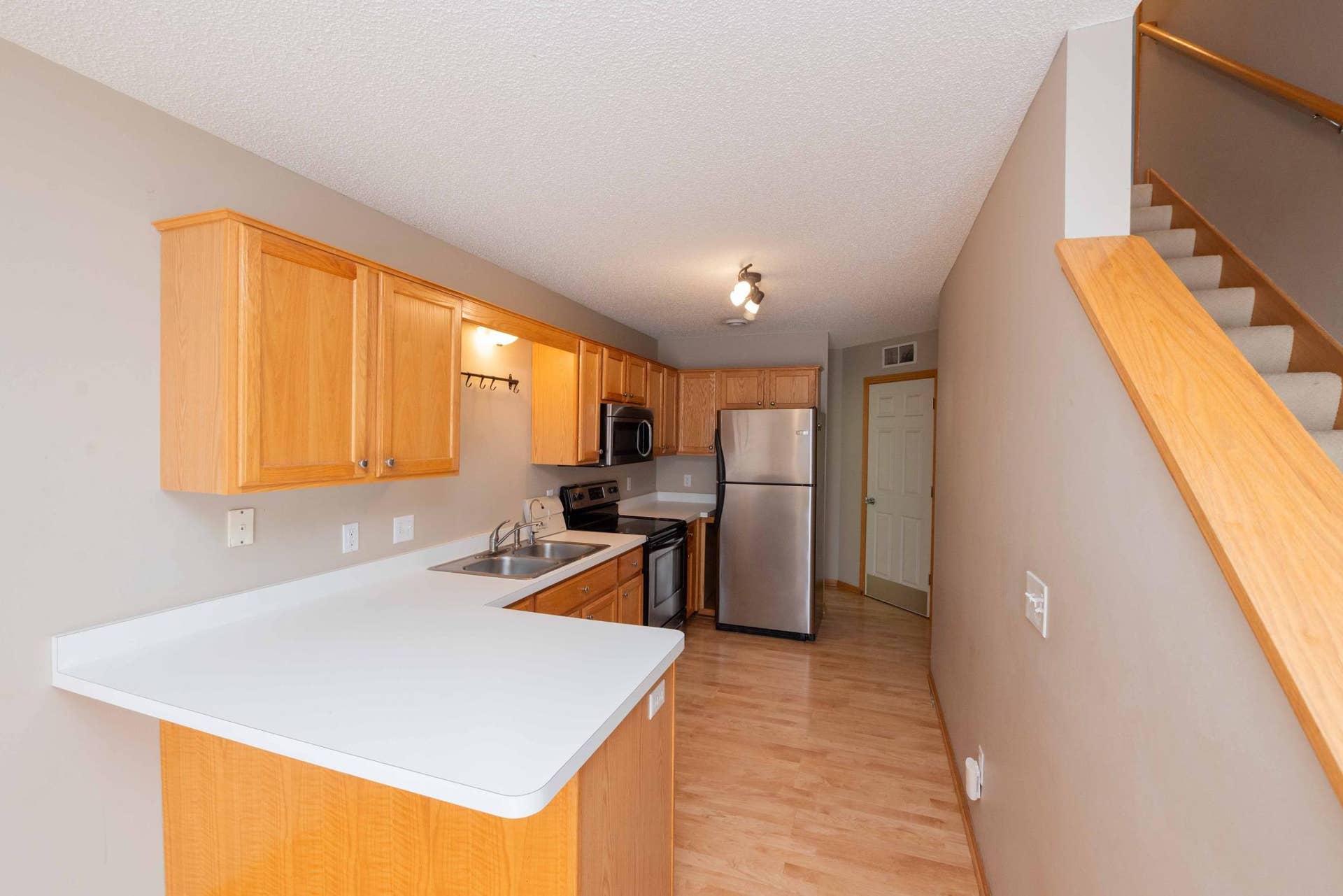 8663 Quarry Ridge Lane, #F, Woodbury, MN 55125 DSC_9940.jpg