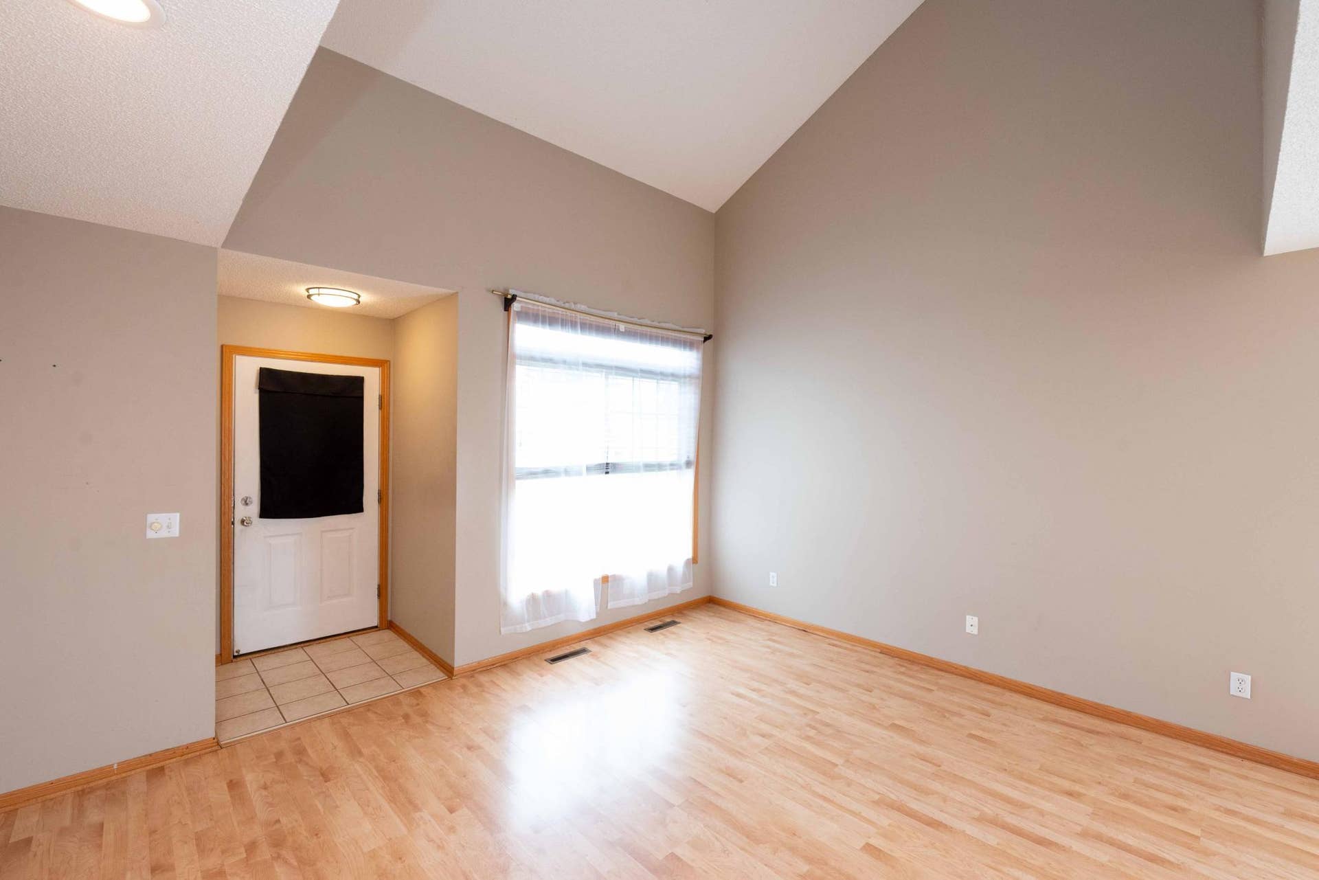 8663 Quarry Ridge Lane, #F, Woodbury, MN 55125 DSC_9960.jpg