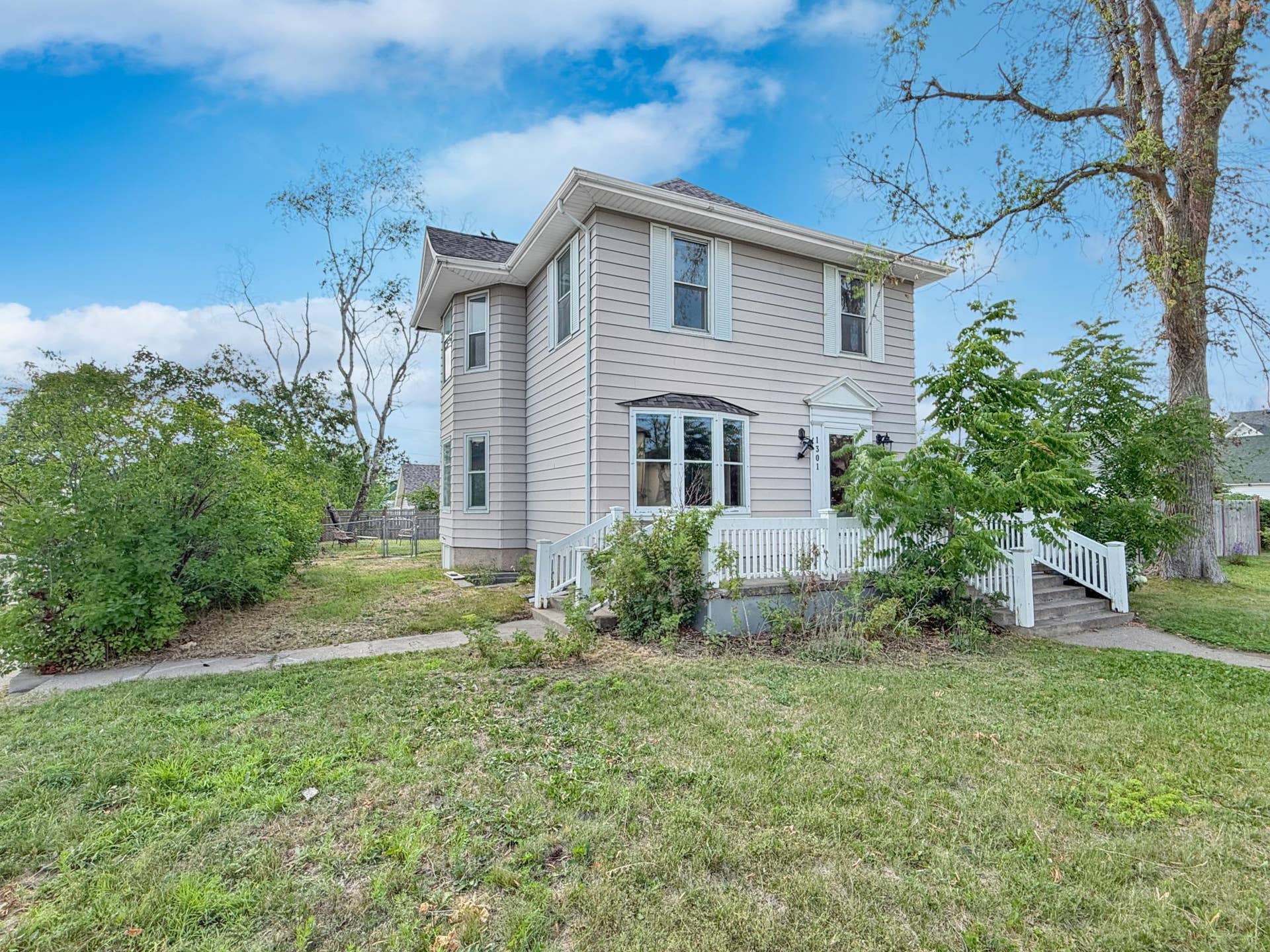 1301 Beltrami Avenue NW, Bemidji, MN 56601 Front