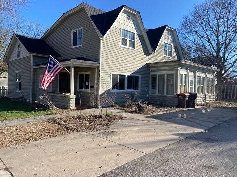 473 2nd N, Bayport, MN 55003 front.JPG