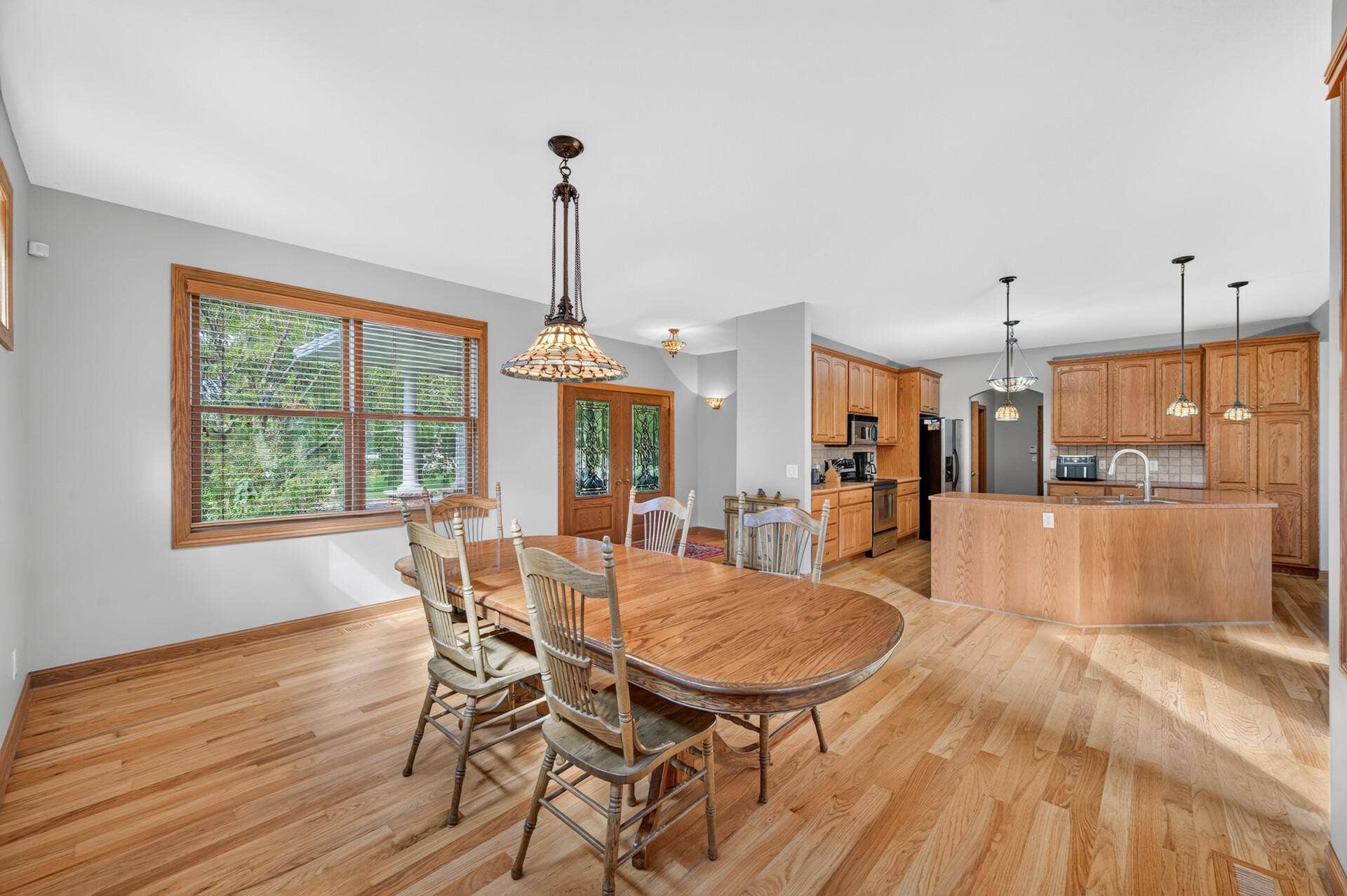 59_11224_Halstead9 (1)_mls.jpg