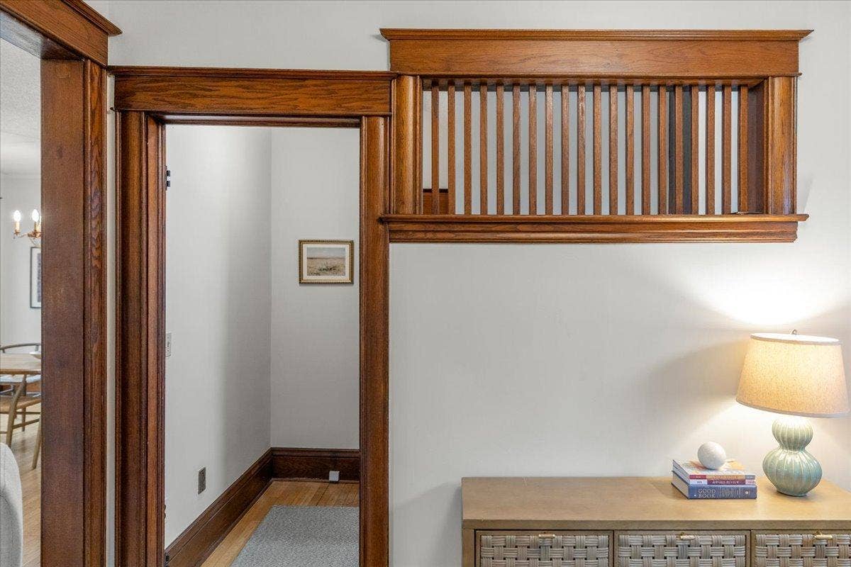 Another view of the entry way