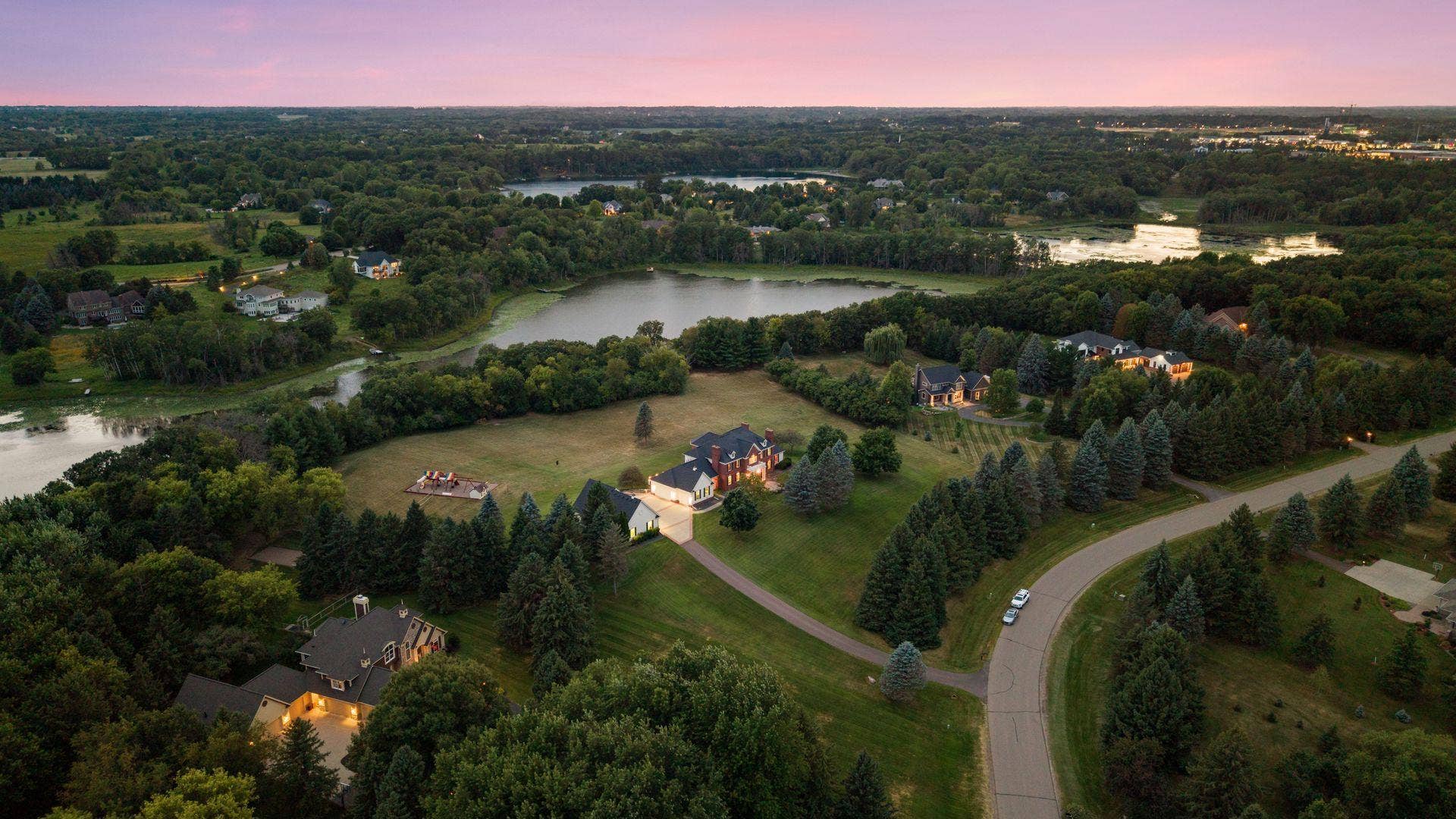 4650 Neal Avenue N, Stillwater, MN 55082