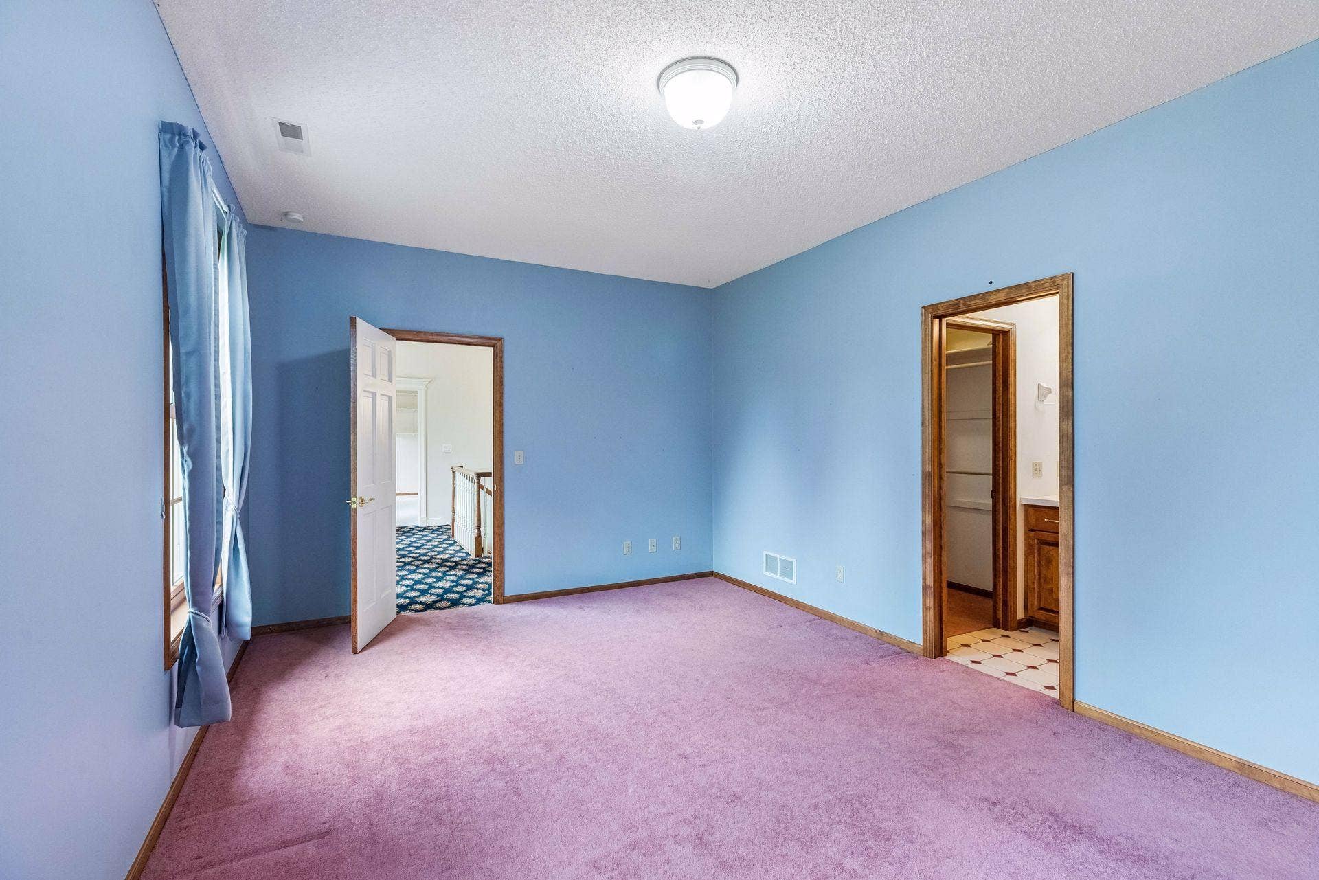 4650 Neal Avenue N, Stillwater, MN 55082