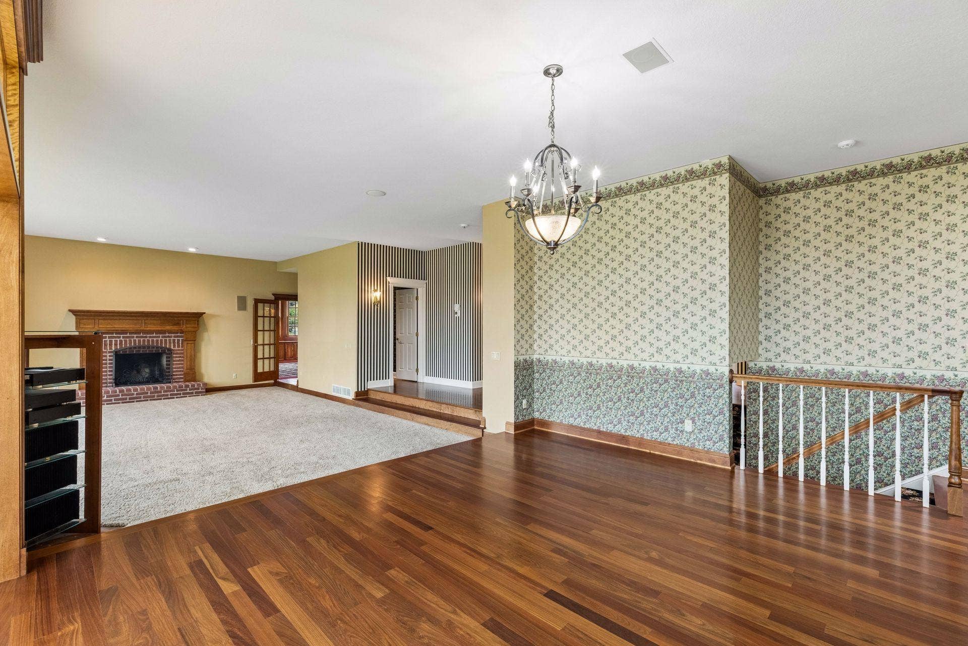 4650 Neal Avenue N, Stillwater, MN 55082
