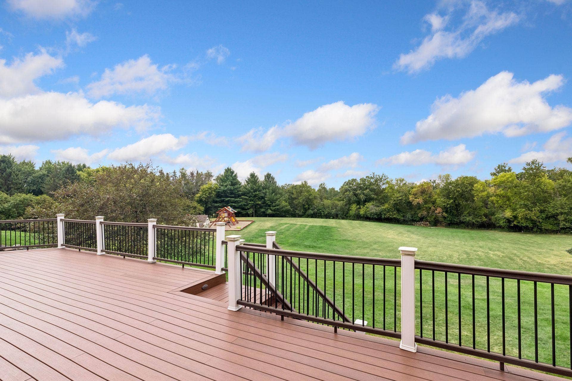 4650 Neal Avenue N, Stillwater, MN 55082