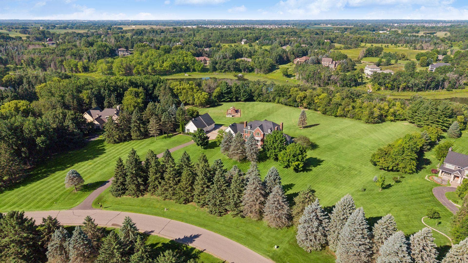 4650 Neal Avenue N, Stillwater, MN 55082