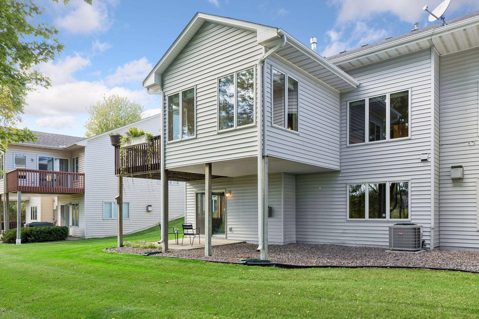 9296 Tewsbury Bend North -  - 0055.jpg