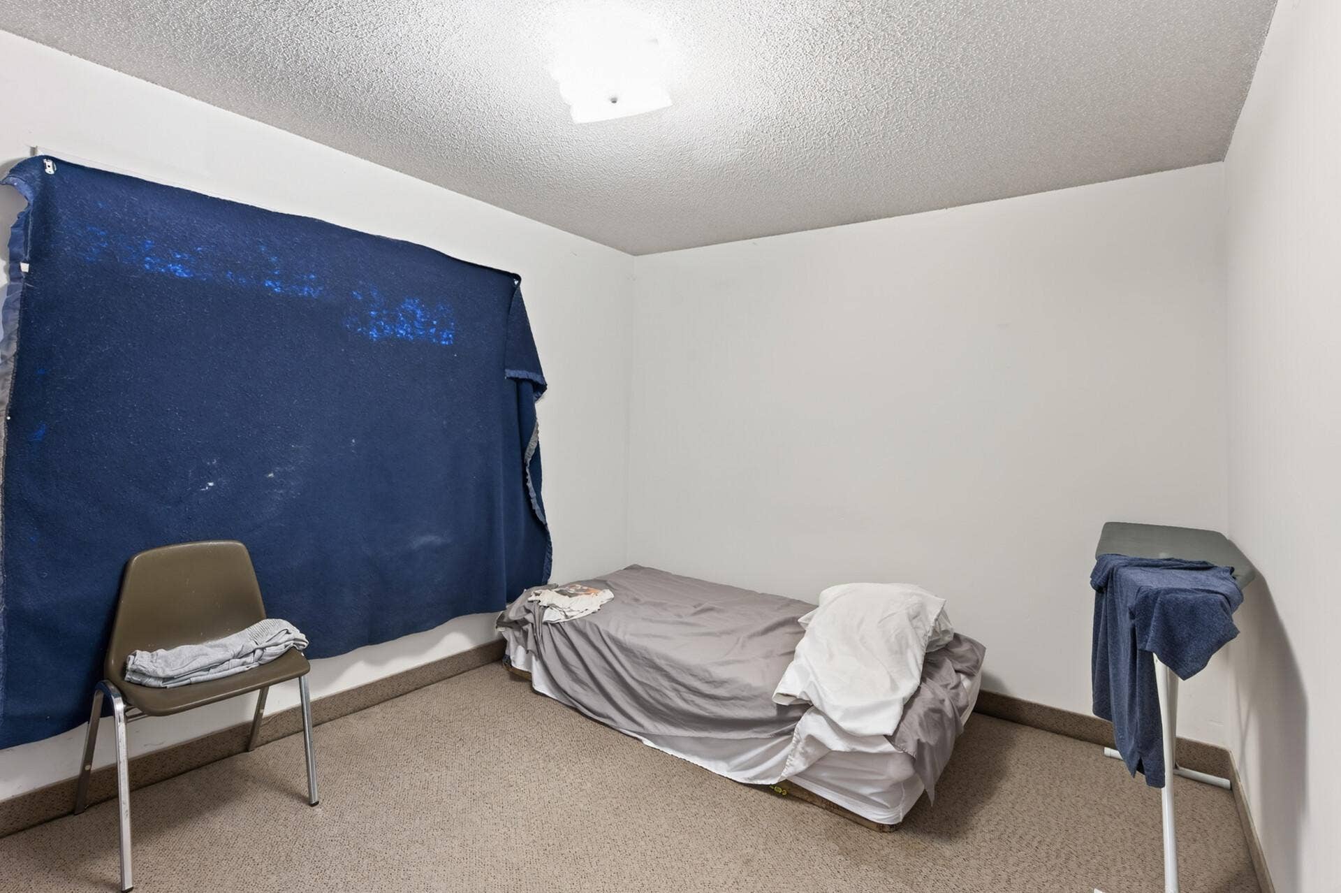 1437 Minnehaha Avenue W, 93, Saint Paul, MN 55104 Upper Level Bedroom 1