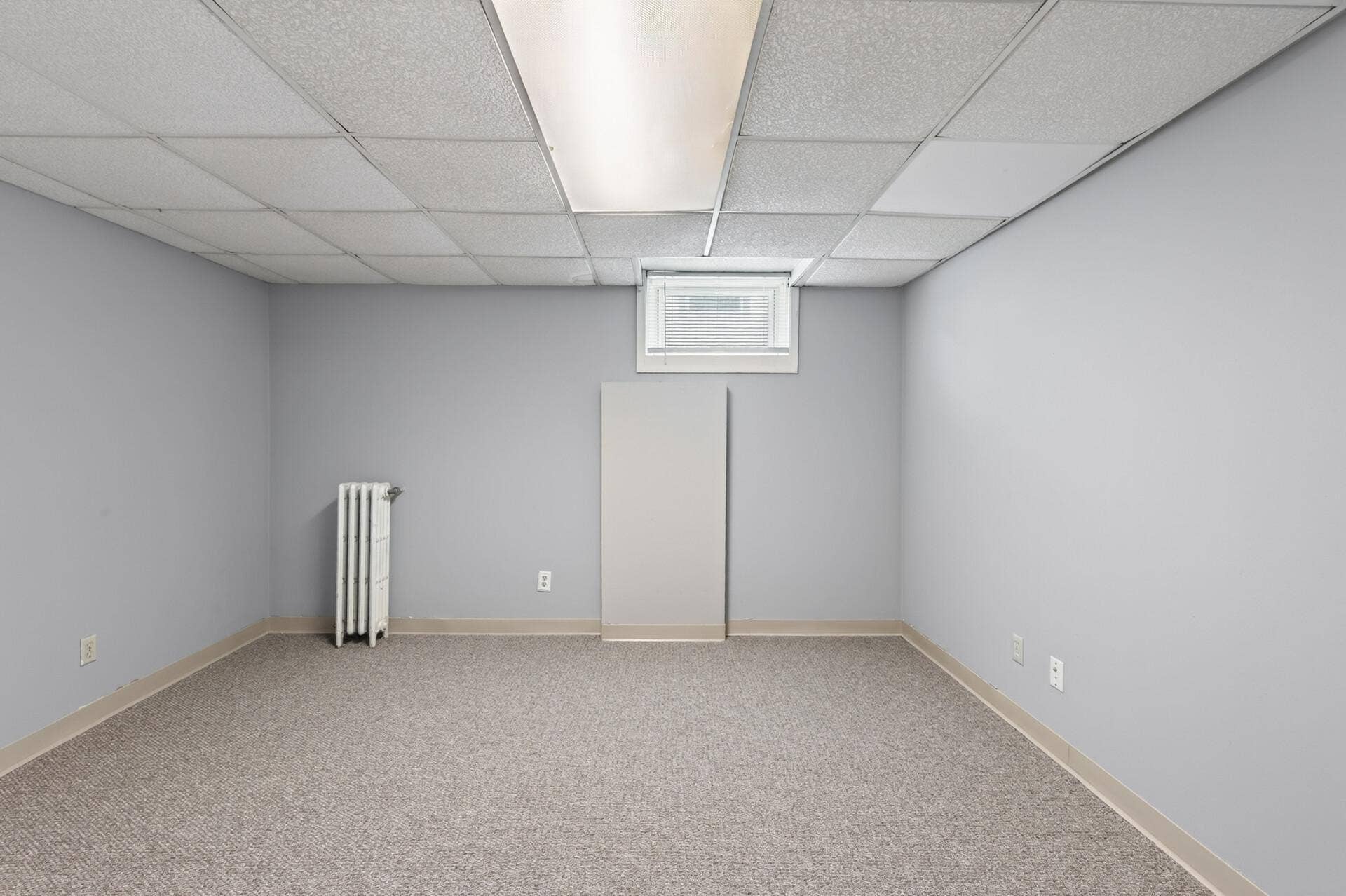 1437 Minnehaha Avenue W, 93, Saint Paul, MN 55104 Lower Level Flex Room