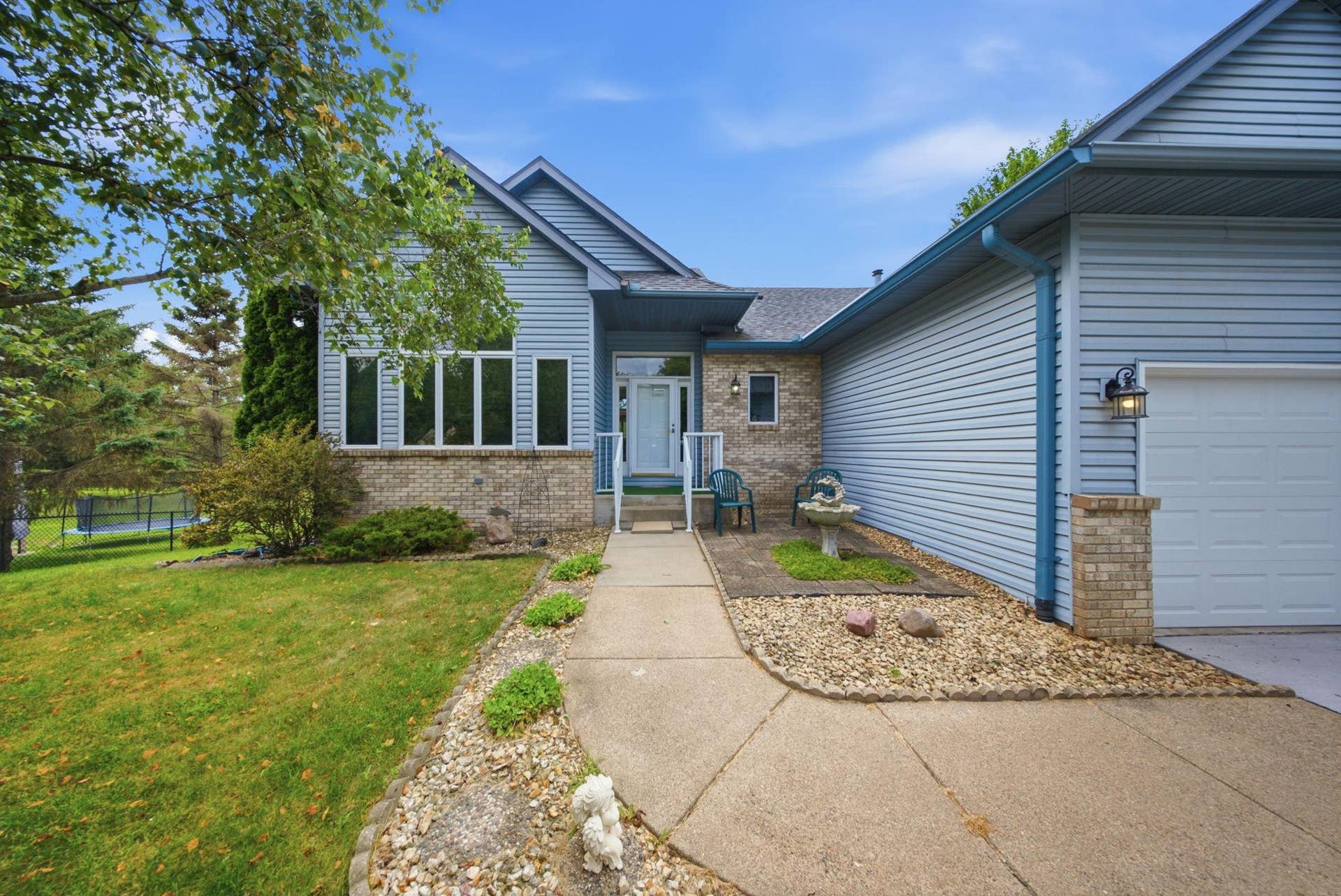 4852 Hillvale Avenue N, Oakdale, MN 55128 28-web-or-mls-DSC02395.jpg