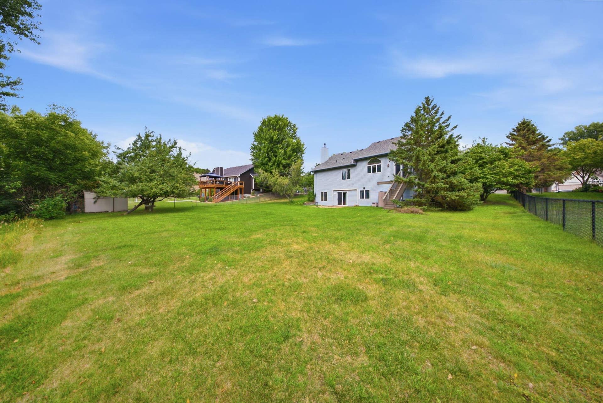 4852 Hillvale Avenue N, Oakdale, MN 55128 39-web-or-mls-DSC02360.jpg