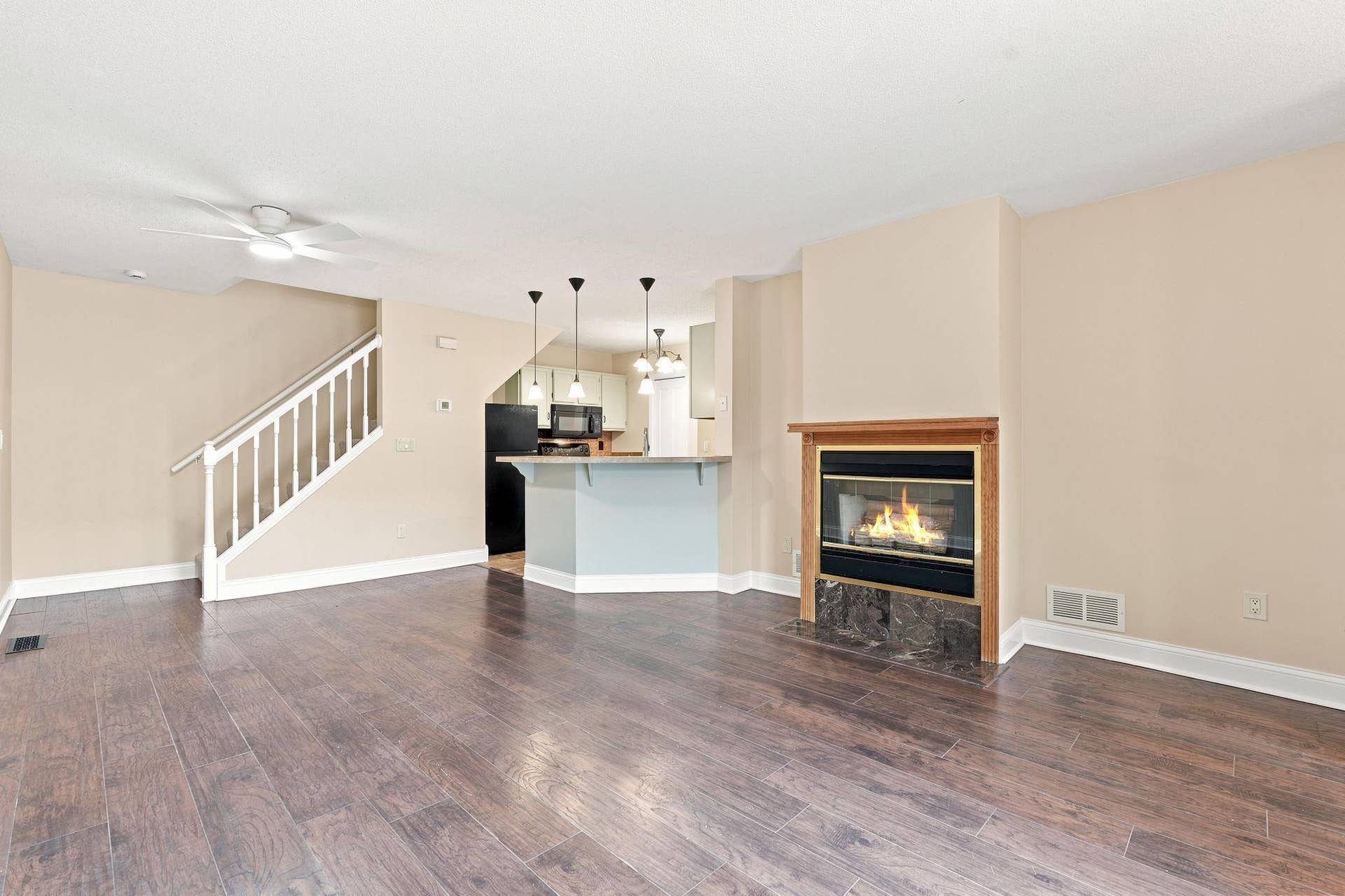 1770 Donegal Drive, #10, Woodbury, MN 55125 1770 Donegal Drive, #10, Woodbury, MN 55125