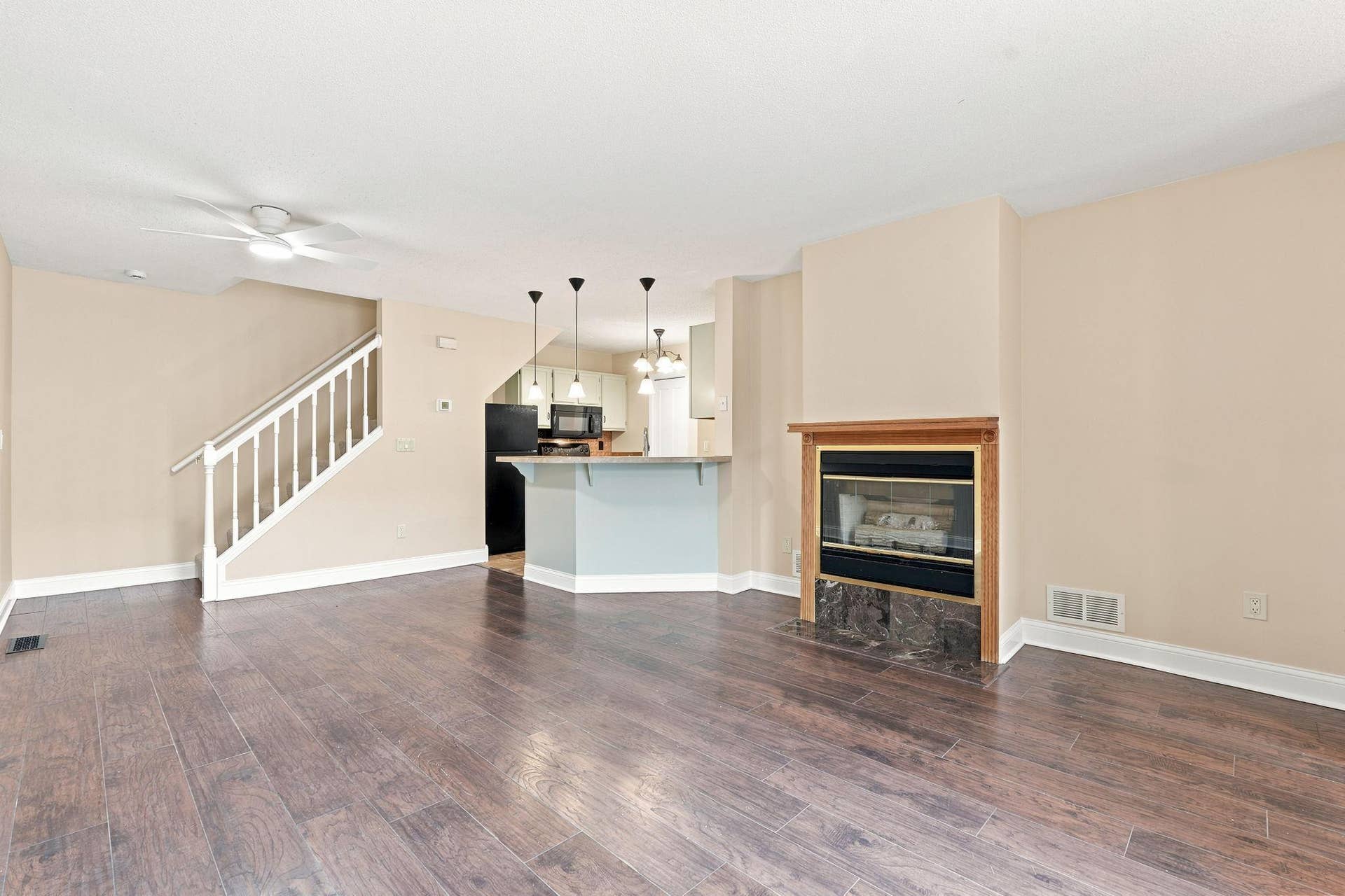1770 Donegal Drive, #10, Woodbury, MN 55125 1770 Donegal Drive, #10, Woodbury, MN 55125